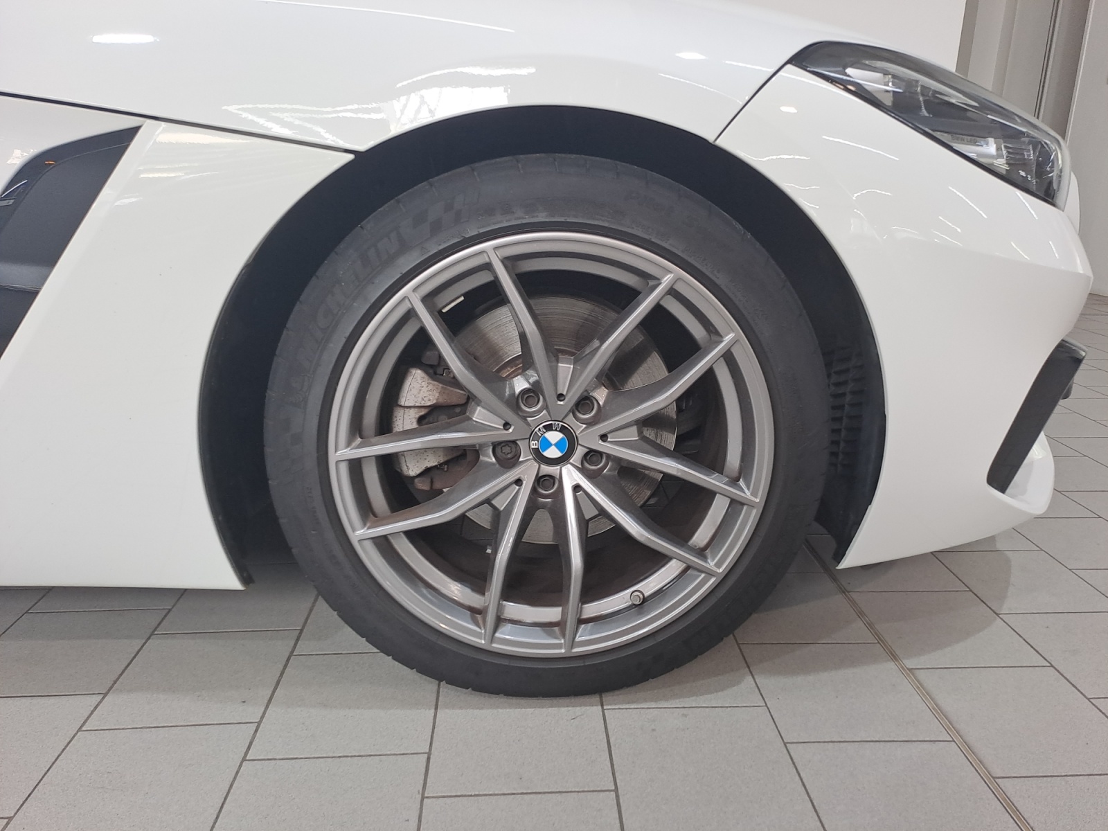 BMW - Z4 sDrive20i Advantage Cabrio