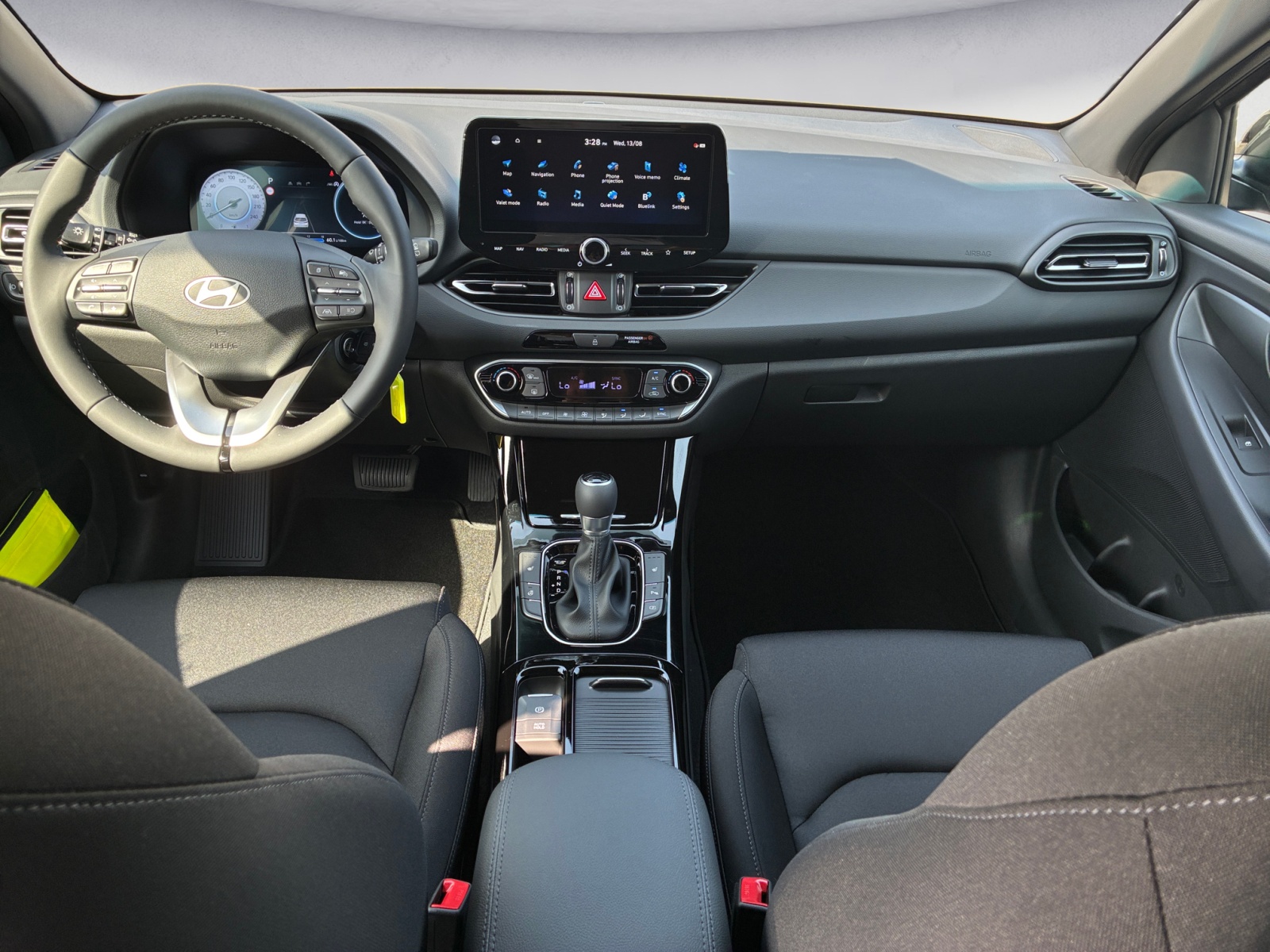 Hyundai - i30 1.5 T-GDI Hybrid Advantage