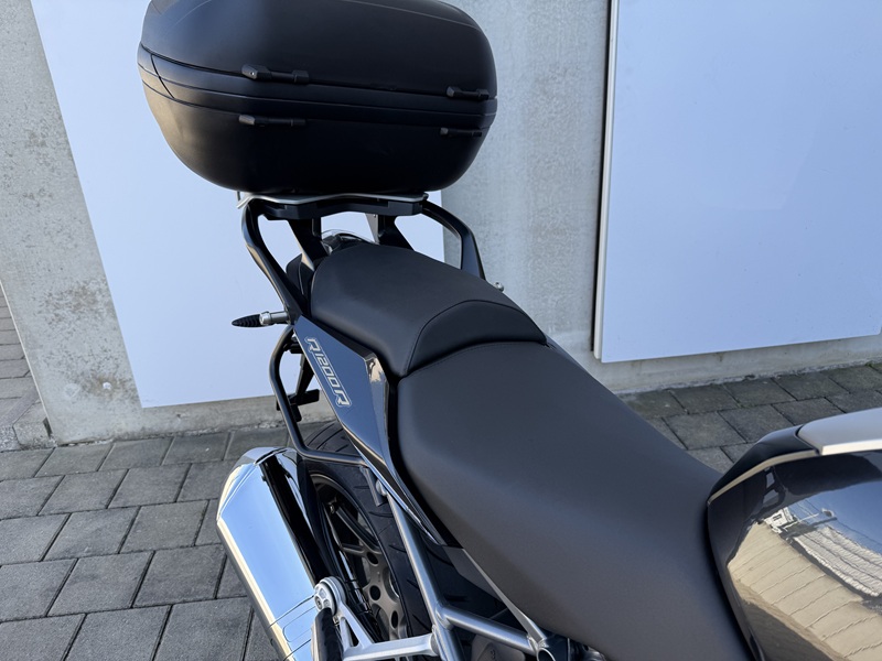 BMW Motorrad - R 1200 R mit 2 Paketen, Topcase uvm.