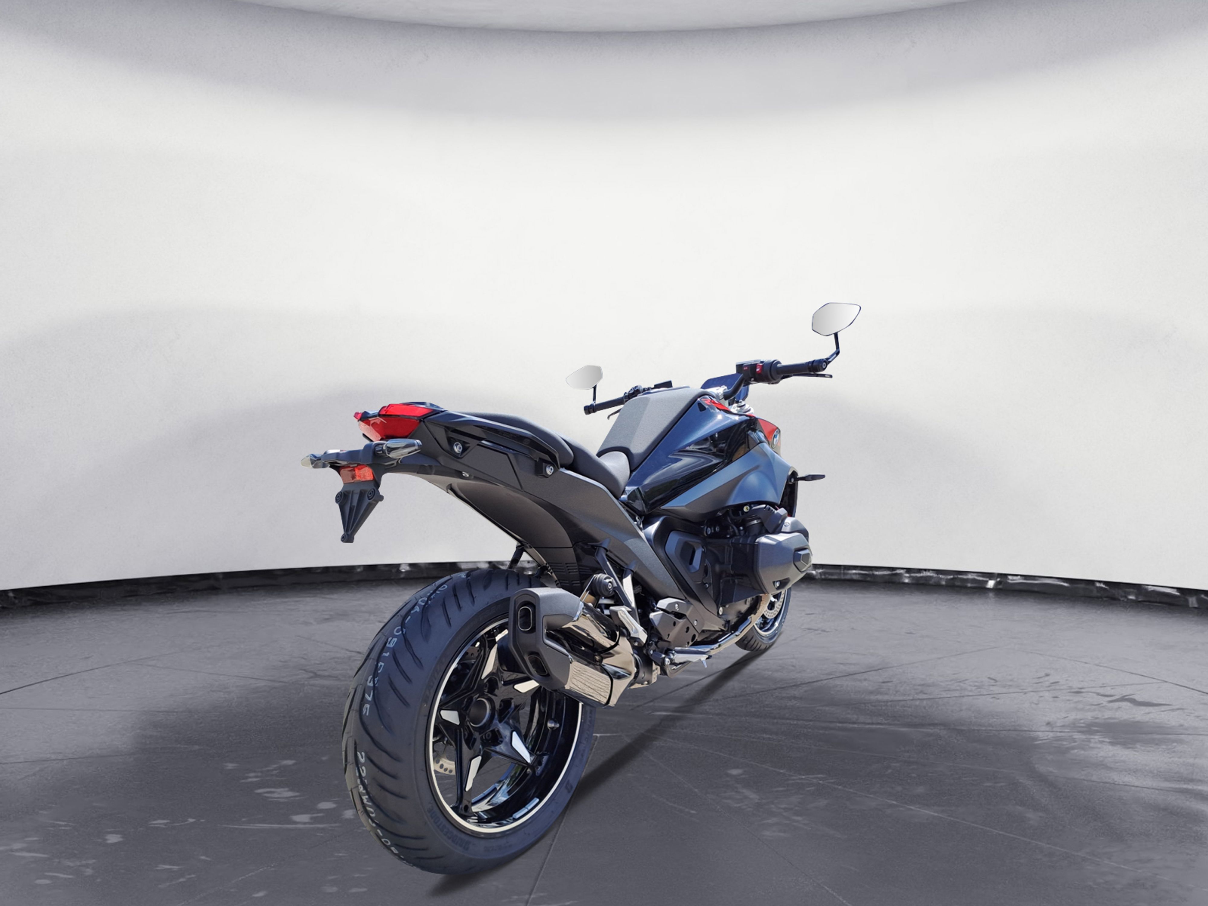 BMW Motorrad - R 1300 R