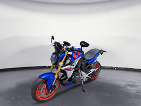BMW Motorrad - F 900 R sofort verfügbar mit Vollausstattung