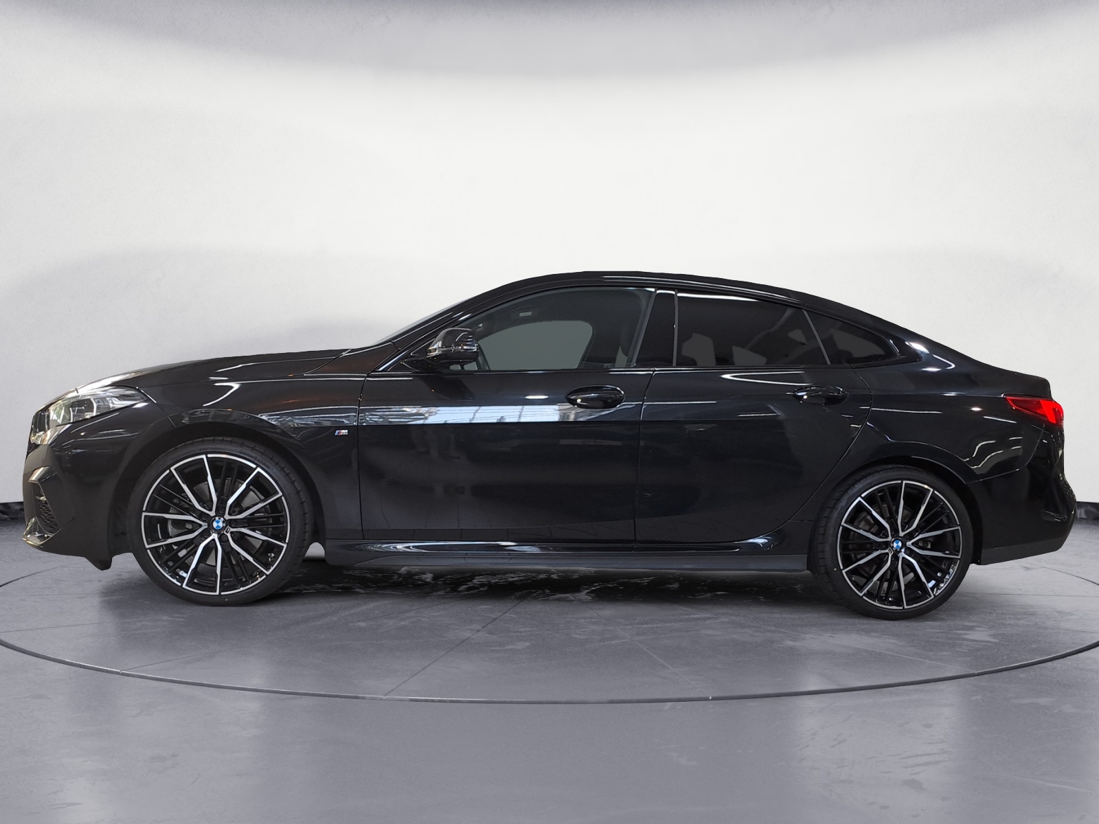 BMW - 220i Gran Coupe M Sport