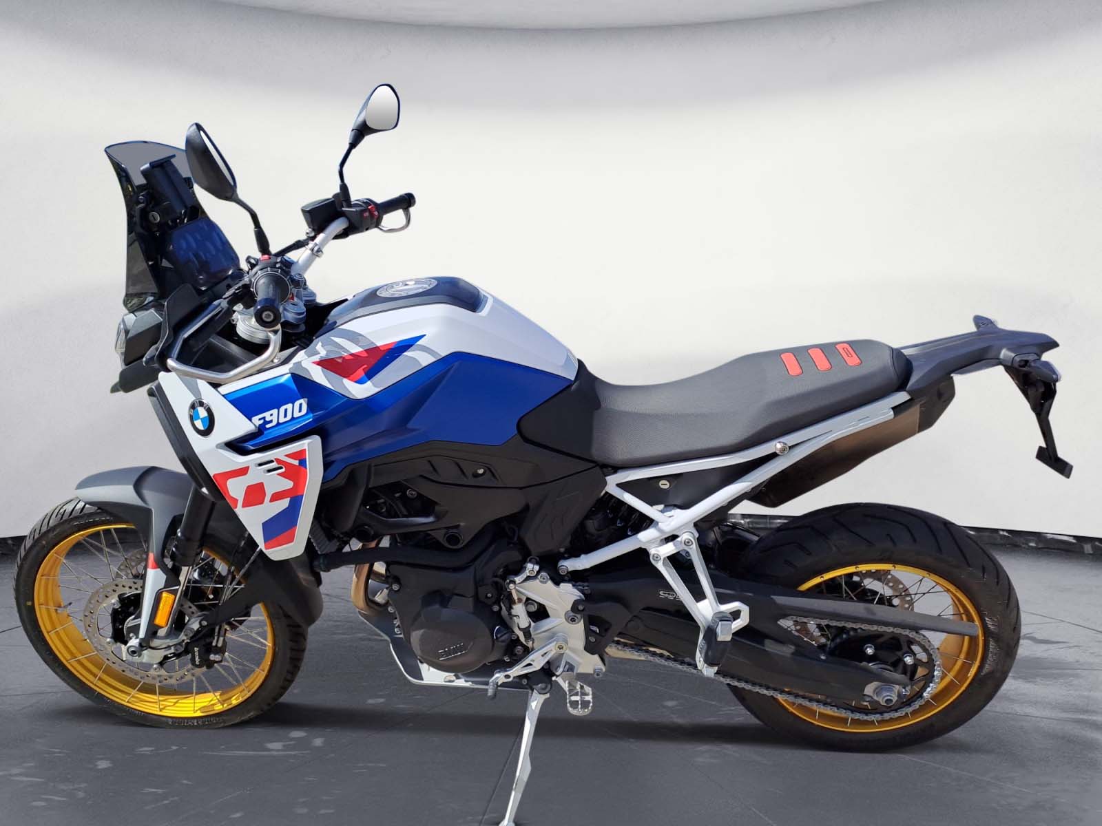 BMW Motorrad - F 900 GS