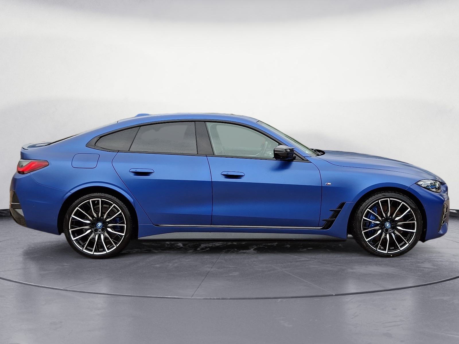 BMW - i4 M50