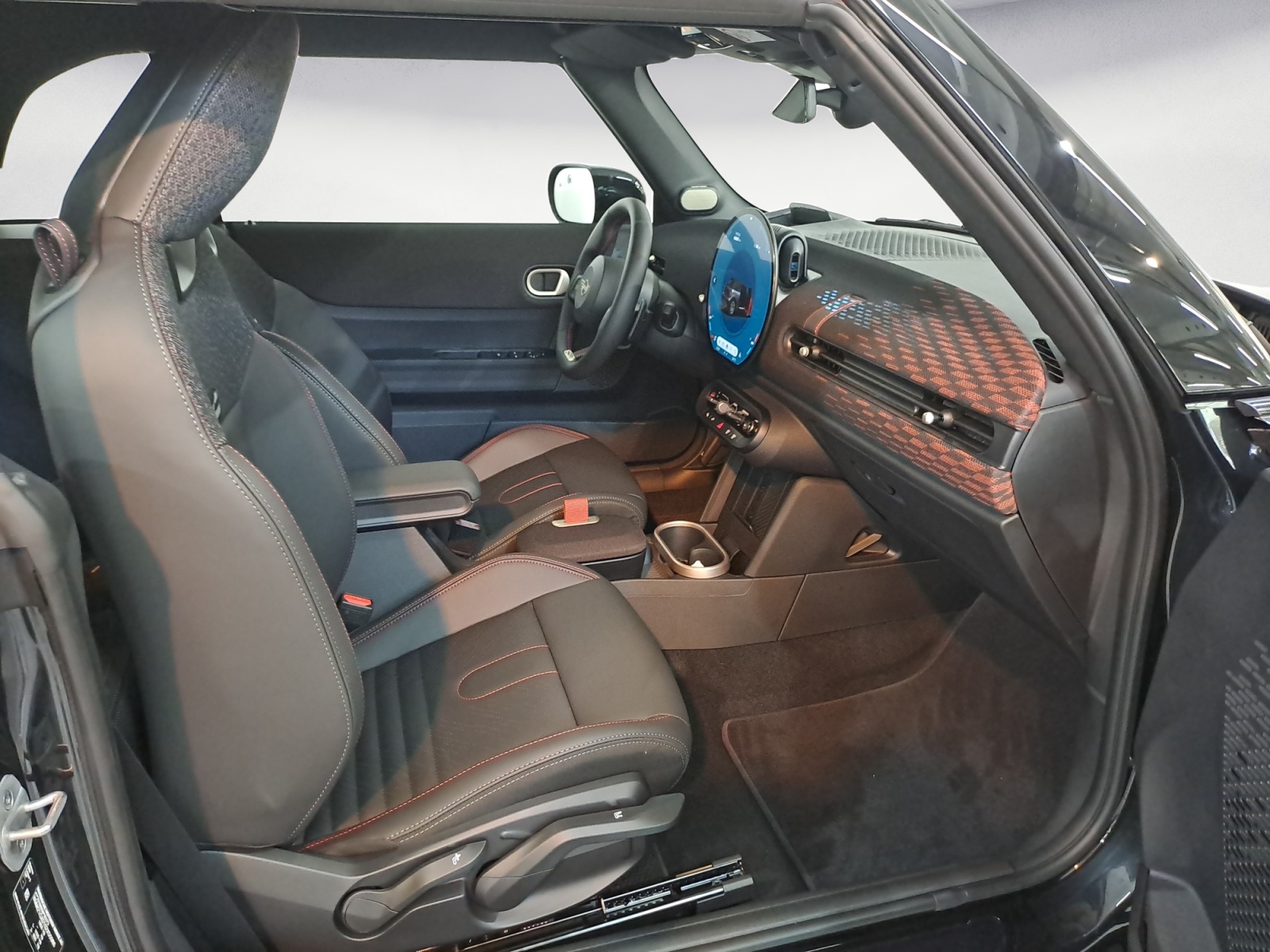 MINI - COOPER S Cabrio JCW Trim Steptronic