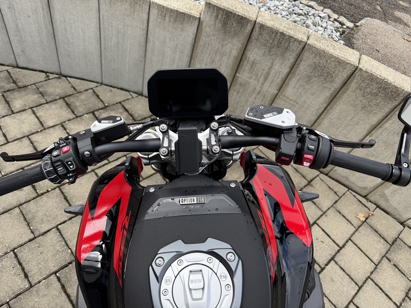 BMW Motorrad - R 1300 R Option 719 mit 3 Paketen uvm.