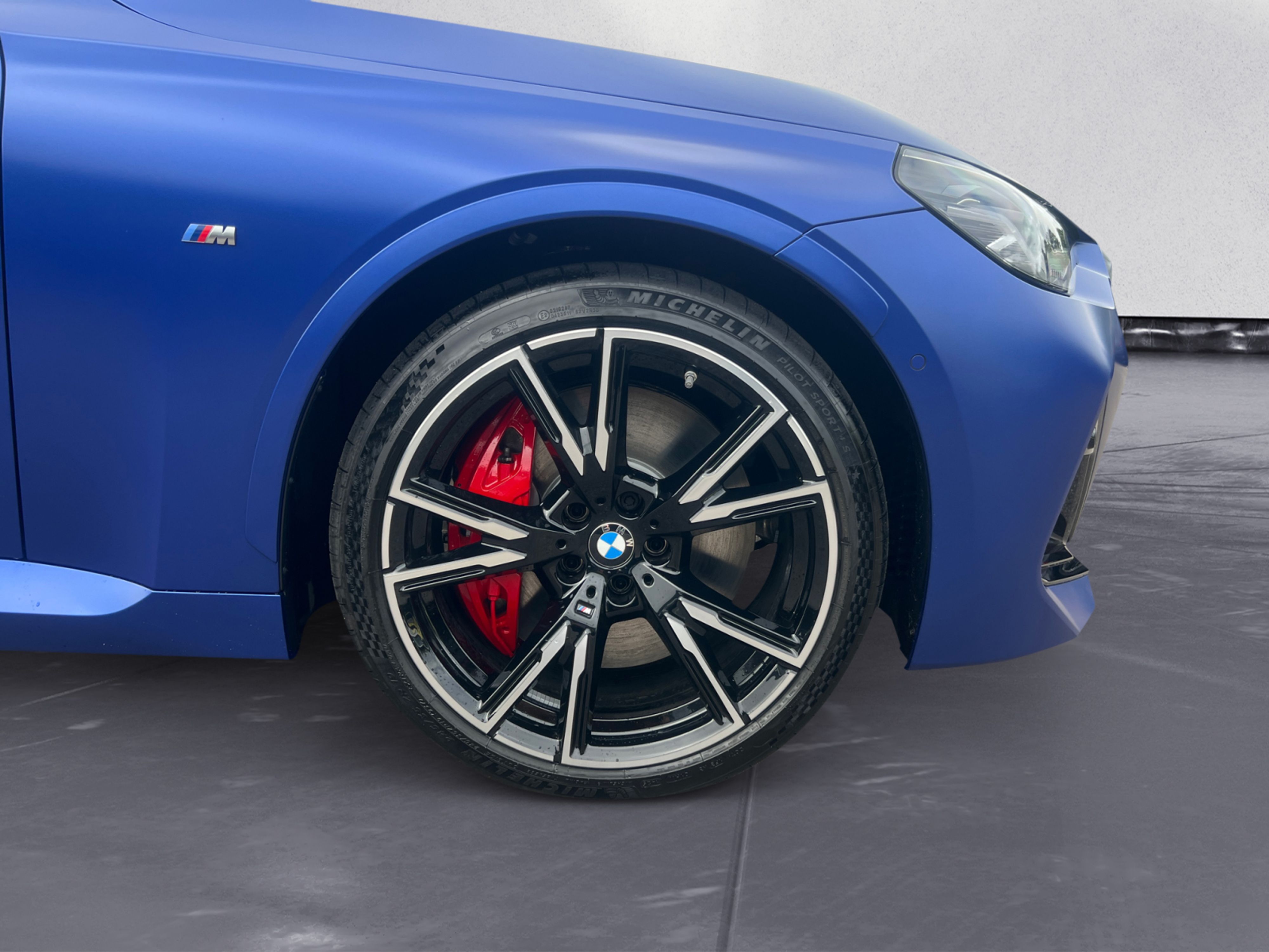 BMW - M240i xDrive Coupé