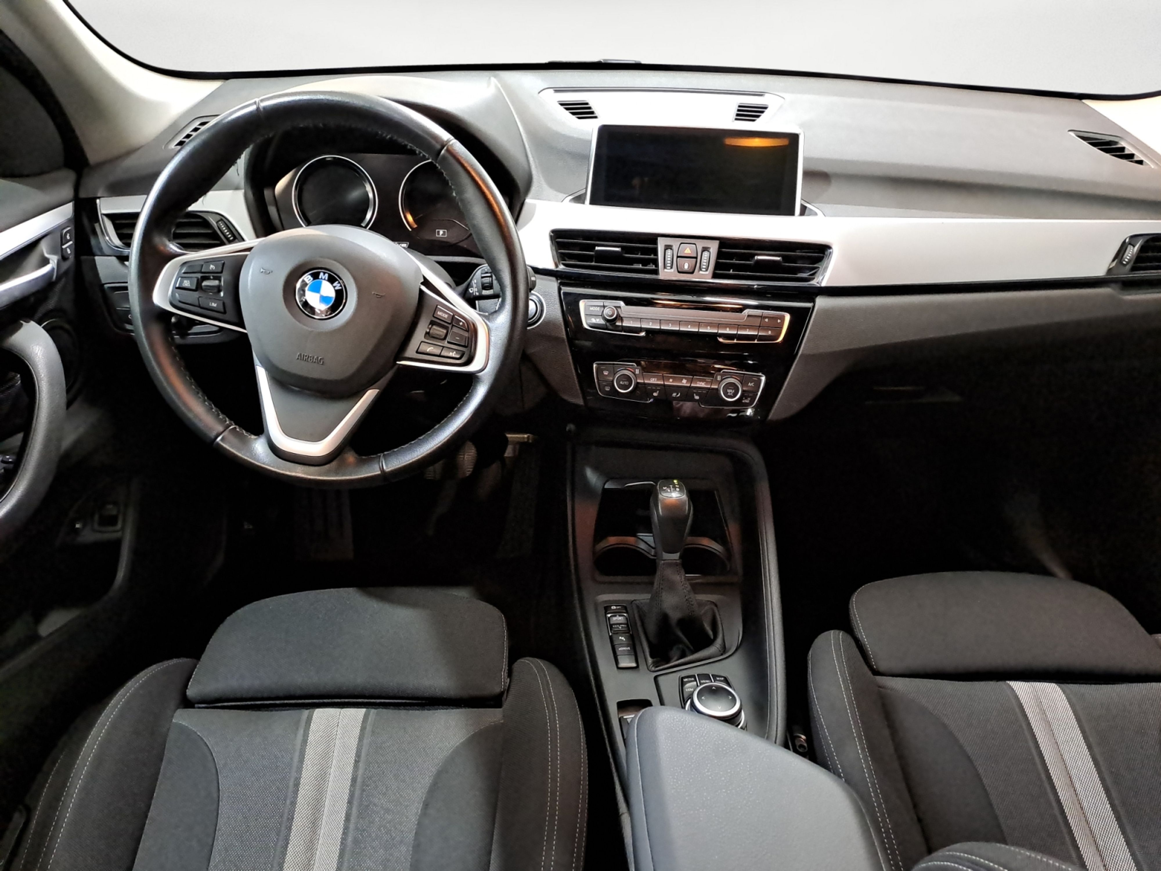 BMW - X1 xDrive25e Advantage Steptronic