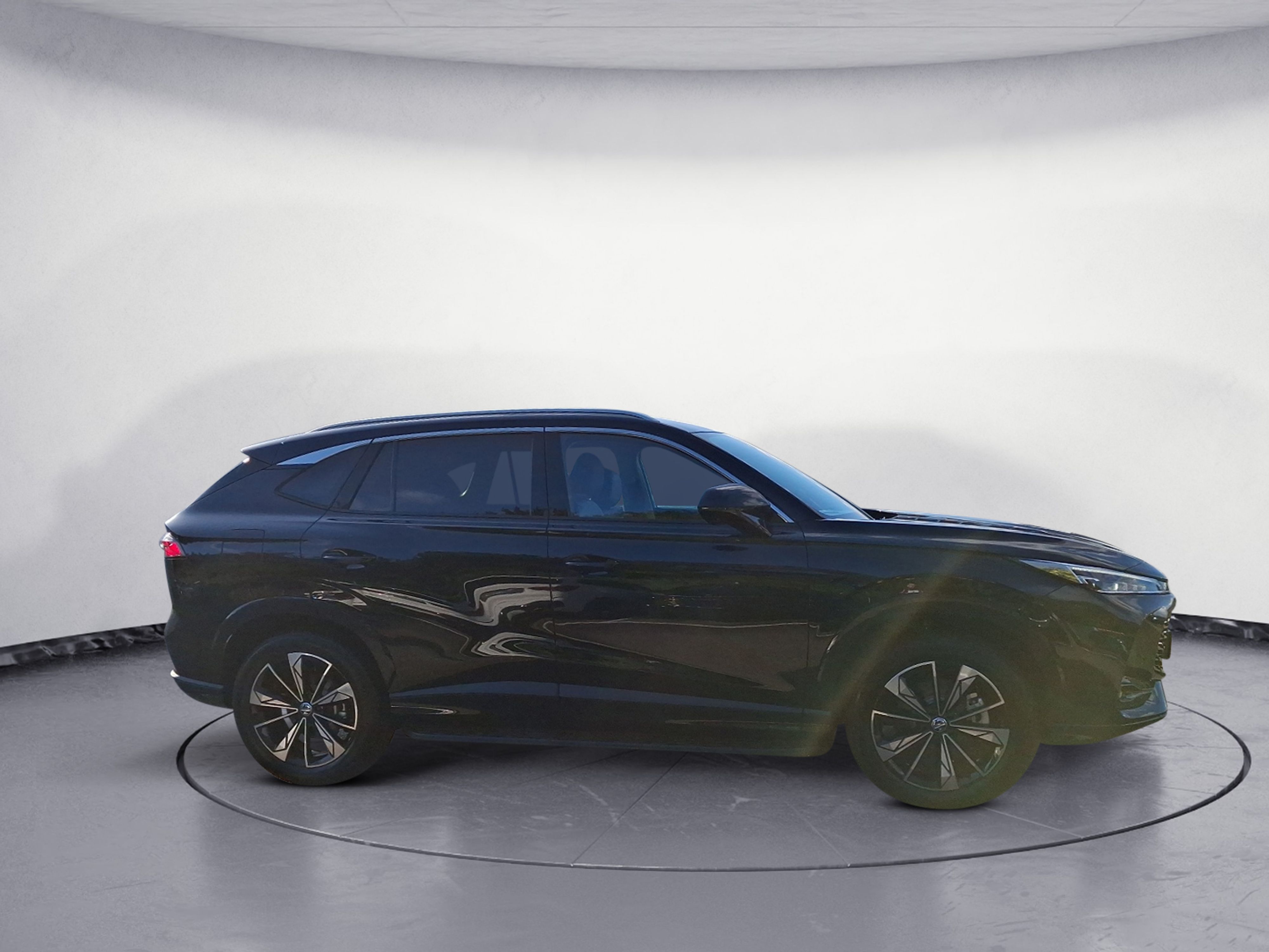 MG - HS PHEV Luxury Plugin Hybrid