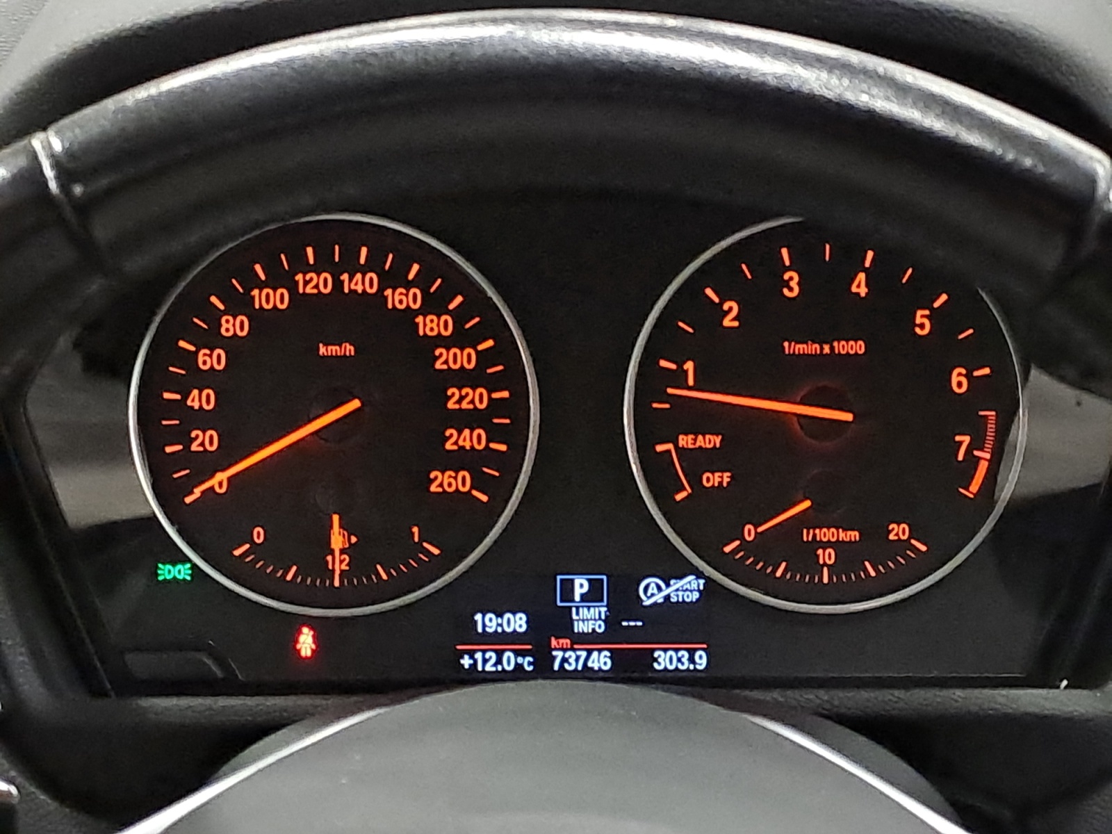 BMW - X1 xDrive20i Steptronic