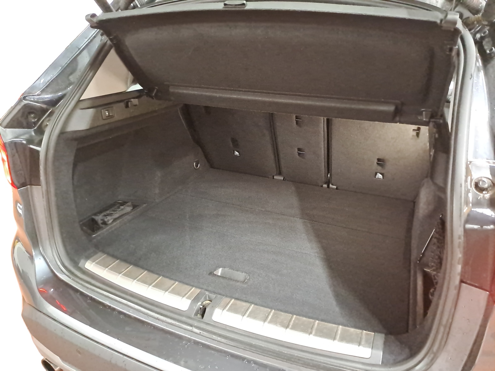 BMW - X1 xDrive20i Steptronic