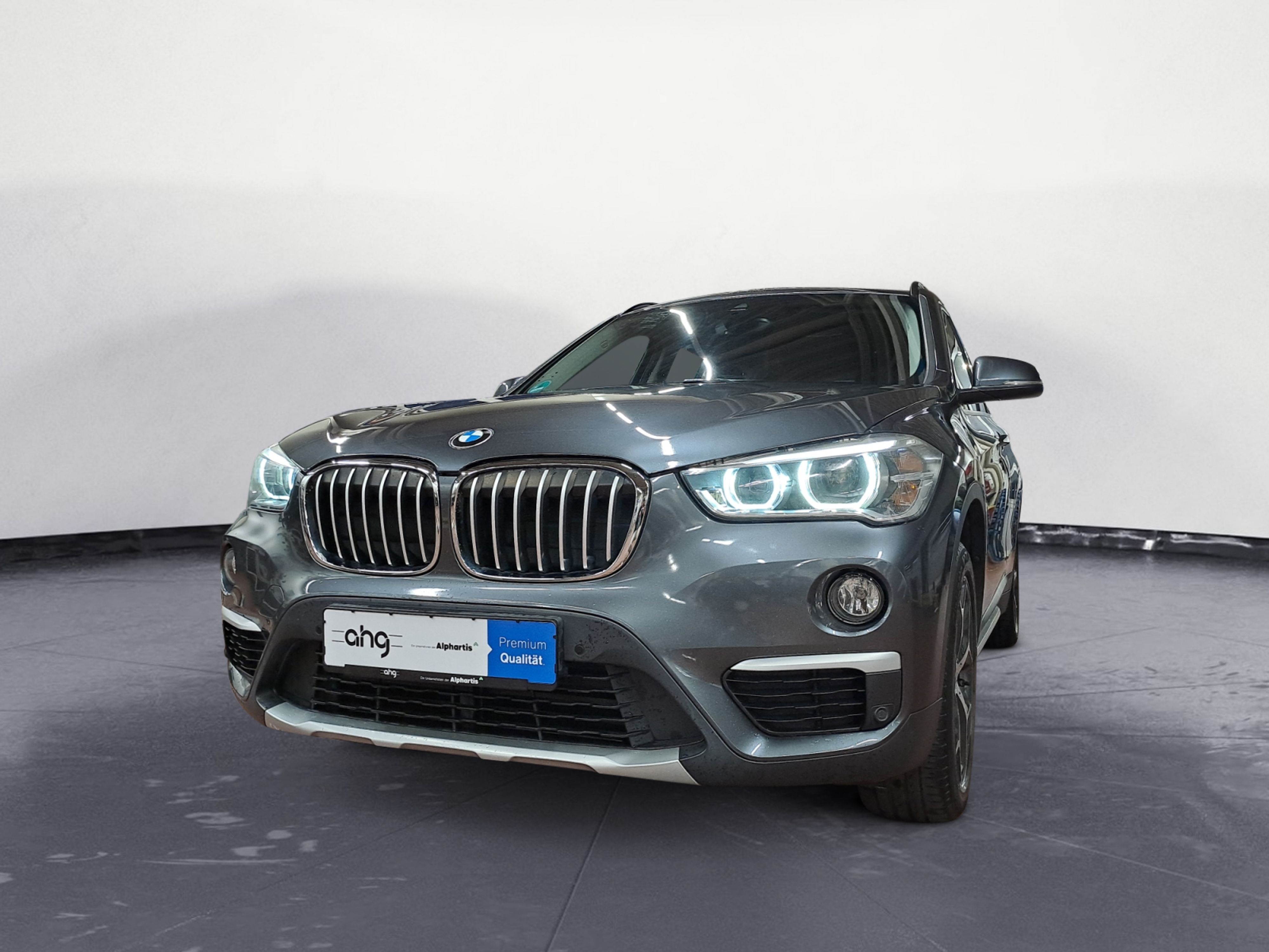 BMW - X1 xDrive20i Steptronic