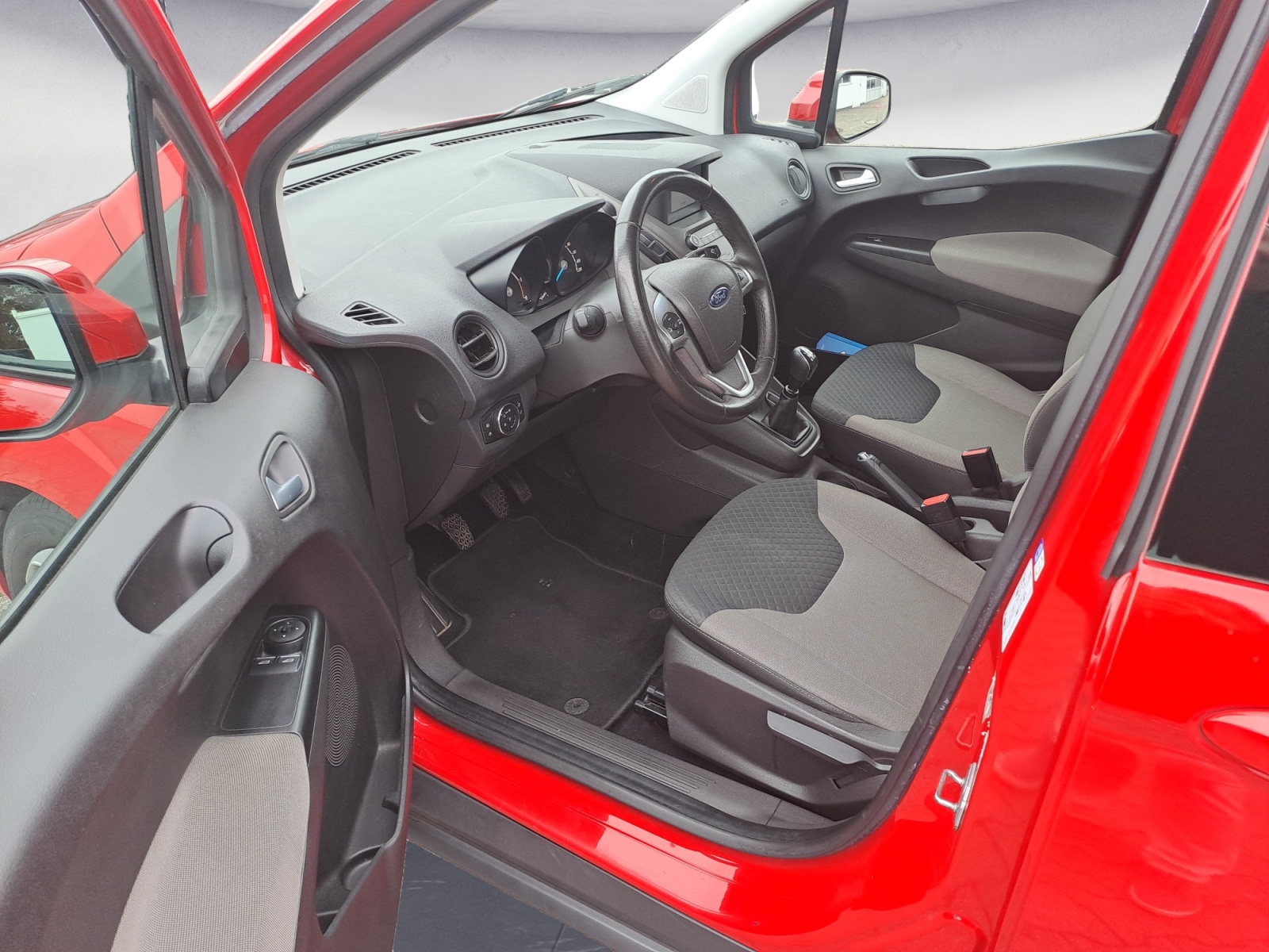 Ford - Tourneo Courier 1.5 TDCi Trend