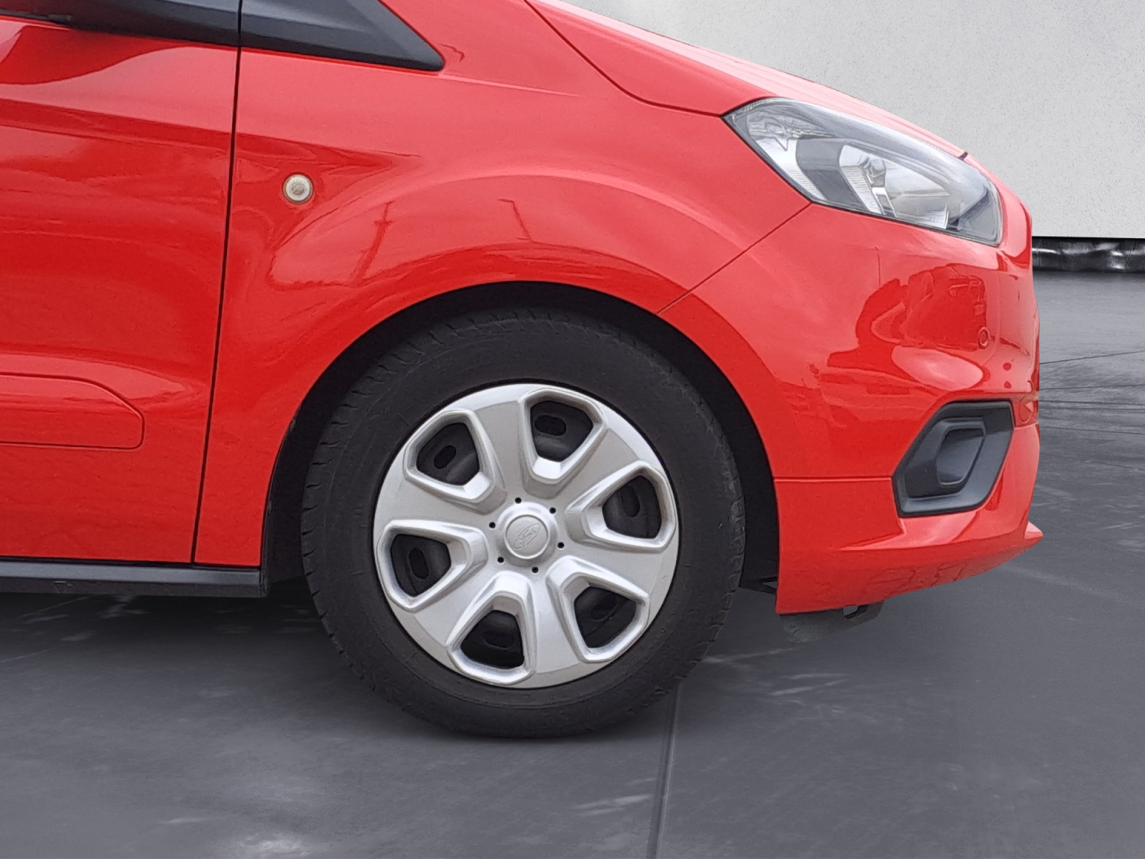 Ford - Tourneo Courier 1.5 TDCi Trend