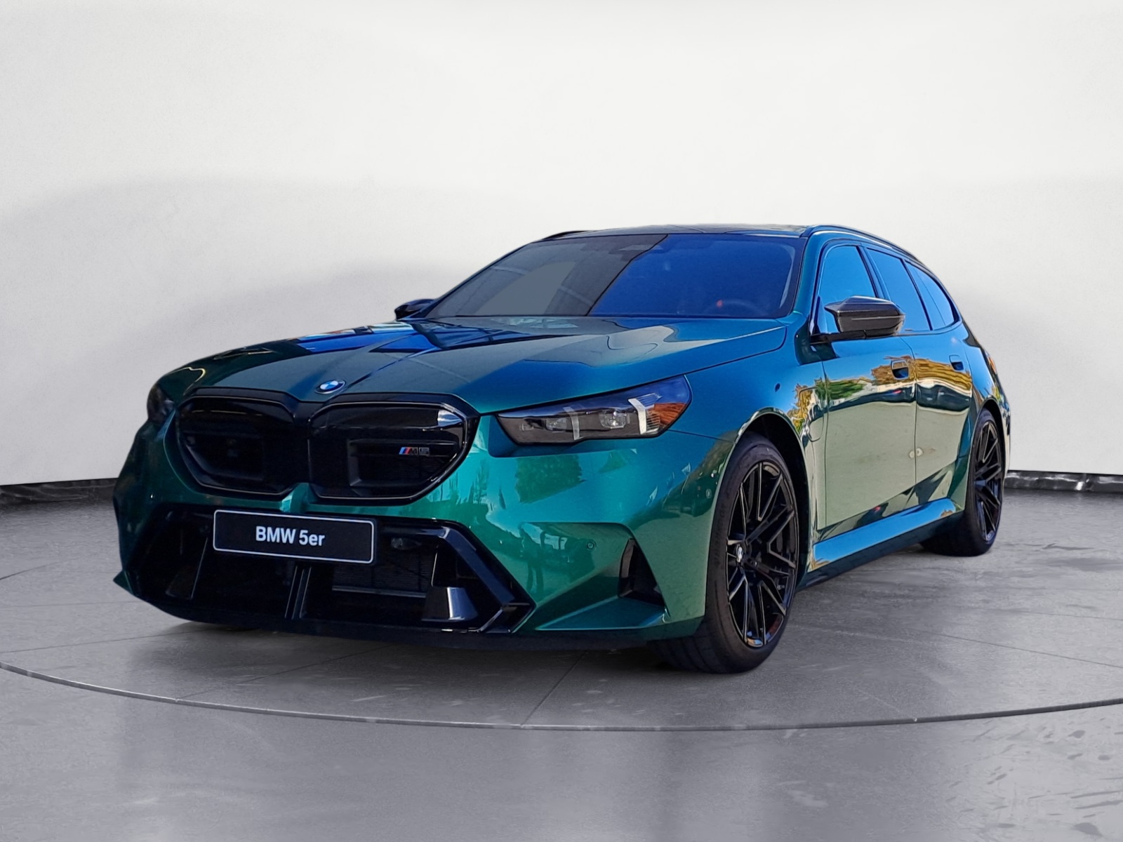 BMW - M5 Touring Hybrid