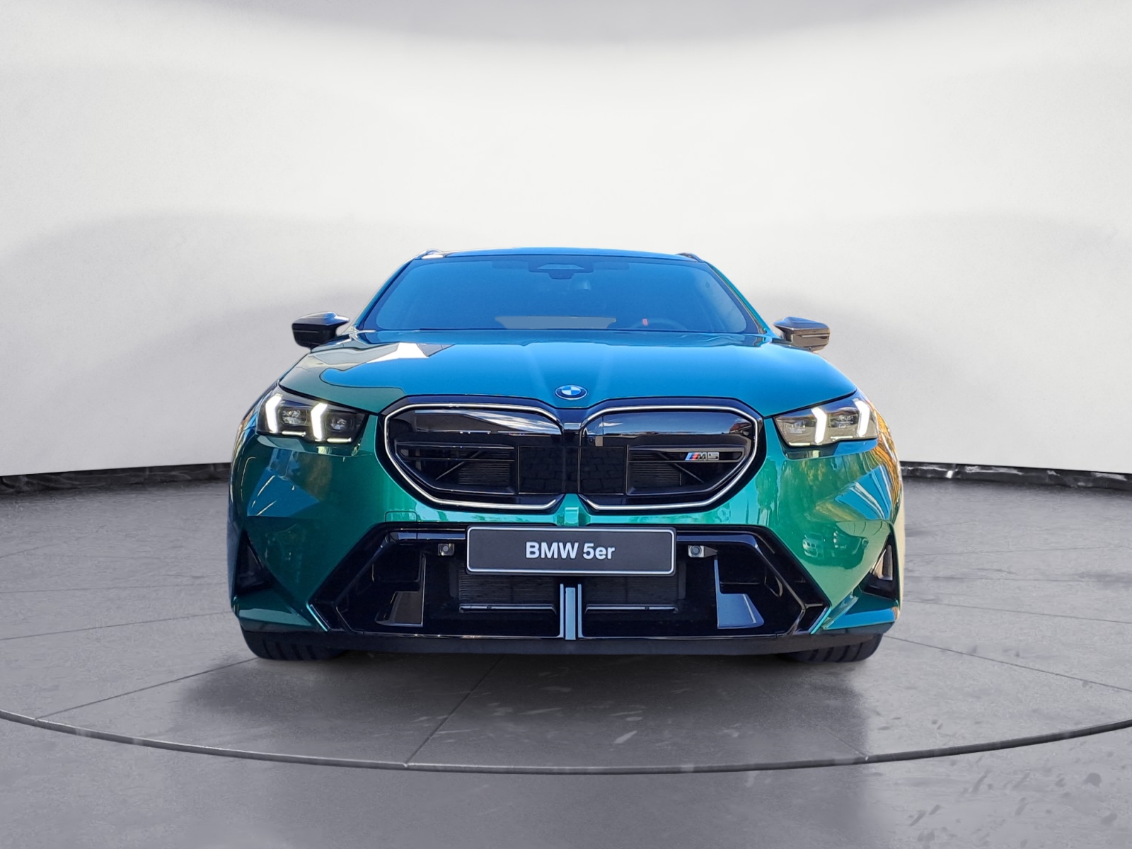 BMW - M5 Touring Hybrid