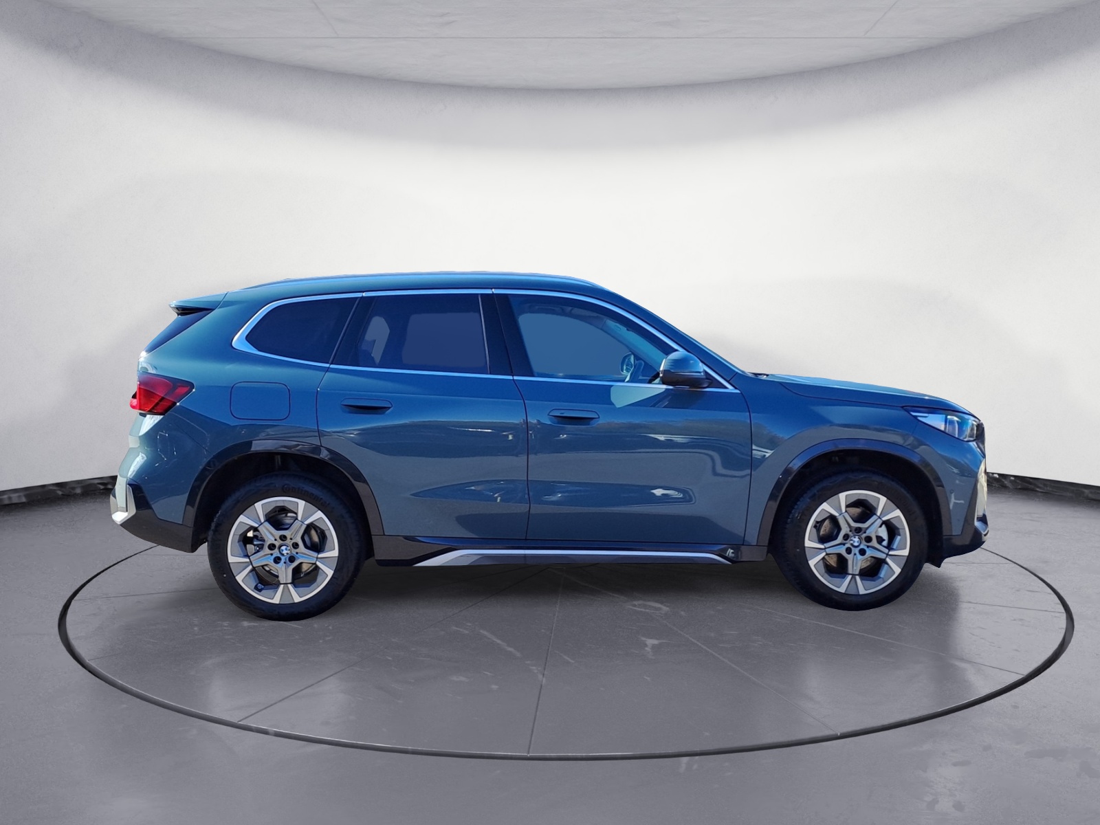 BMW - X1 sDrive18i Aut. xLine