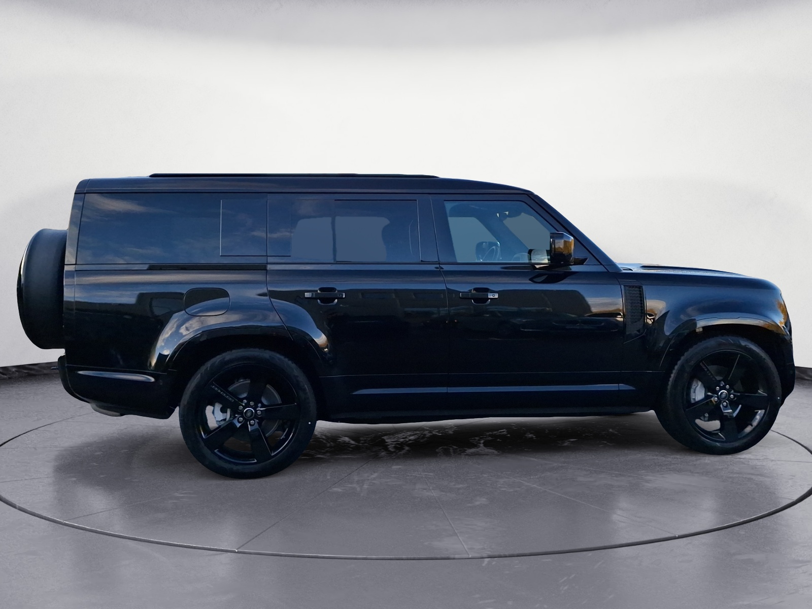 Land Rover - Defender 130 D300 X-Dynamic HSE