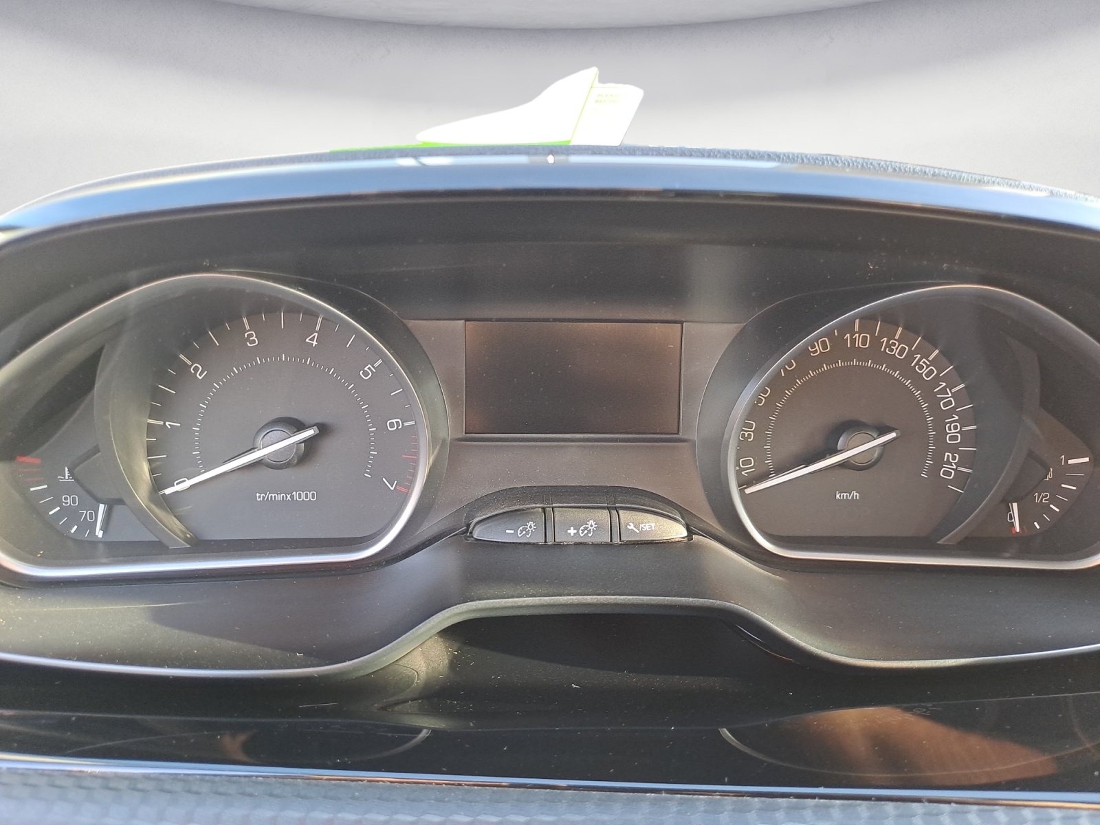 Peugeot - 2008 Style PureTech 110 Stop&Start