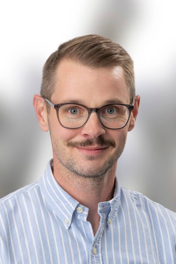 contact_import_image7ZV9W1