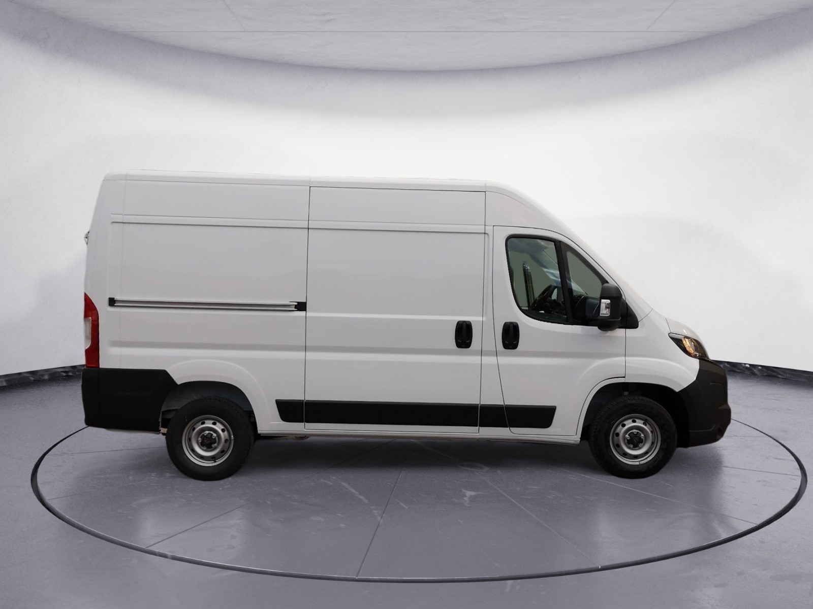 Peugeot - Boxer KW 335 L2H2 BlueHDI 140