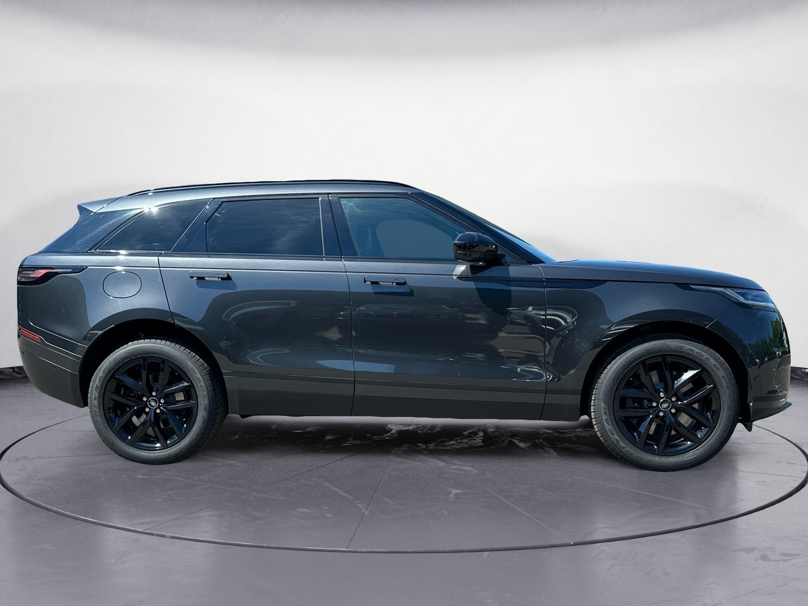 Land Rover - Range Rover Velar P400e S Hybrid