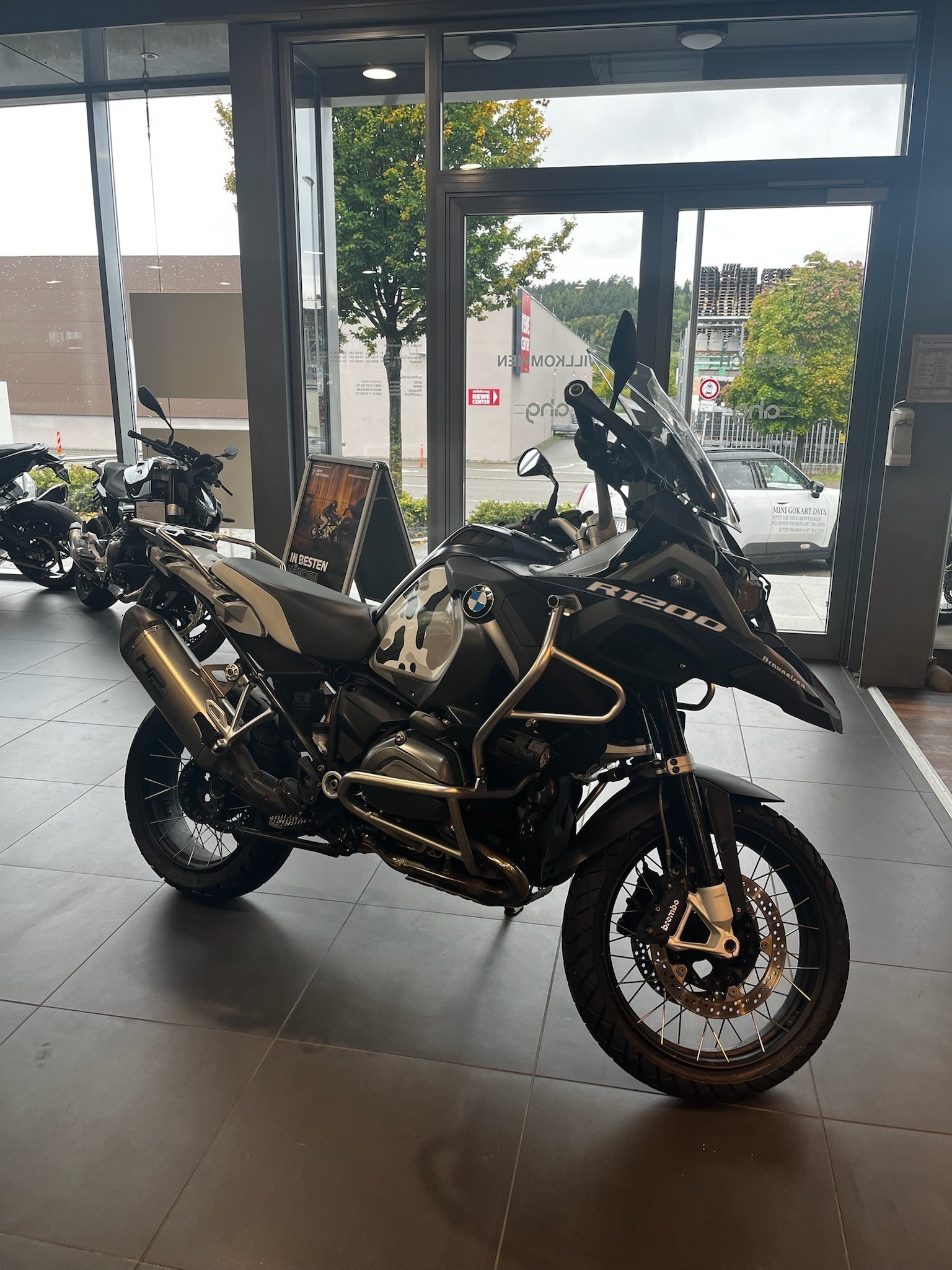 BMW Motorrad - R 1200 GS Adventure