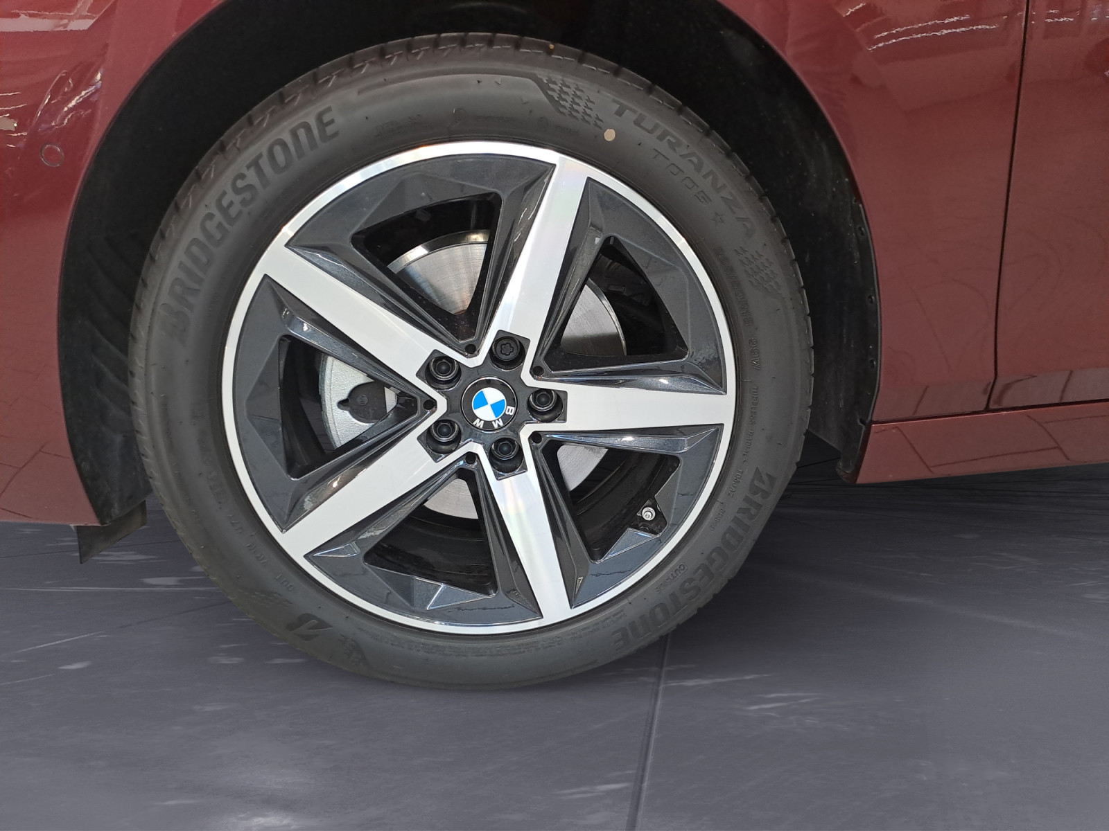 BMW - 220i Active Tourer Steptronic