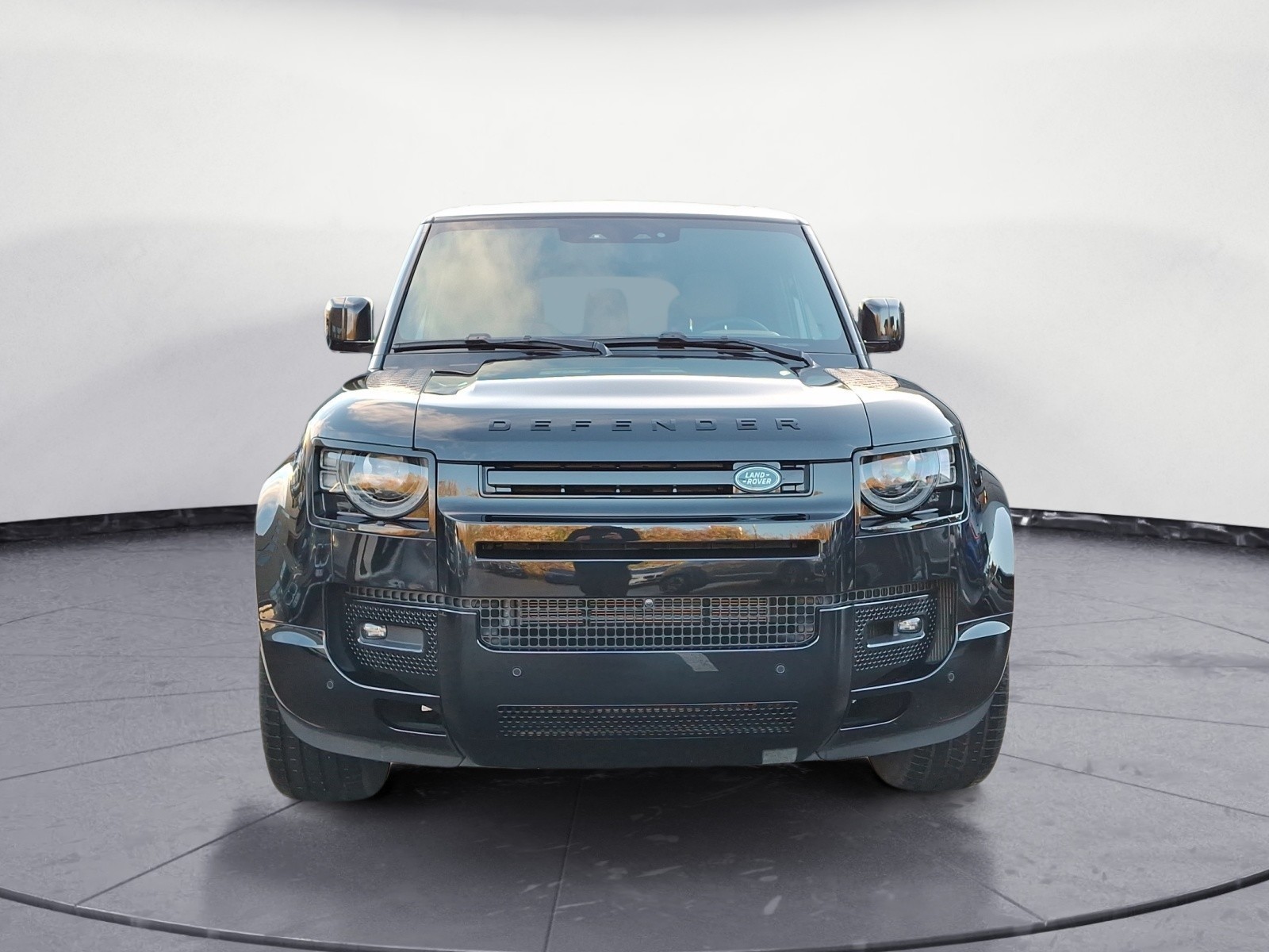 Land Rover - Defender 130 D300 X-Dynamic HSE