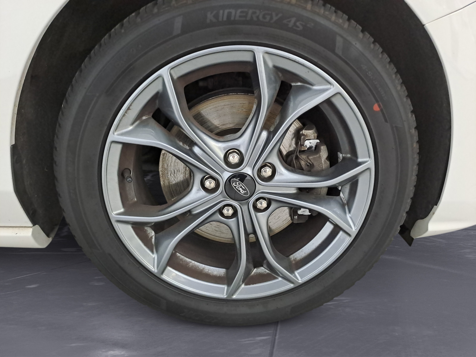 Ford - Focus 1,0 EcoBoost Hybrid ST-Line Turnier