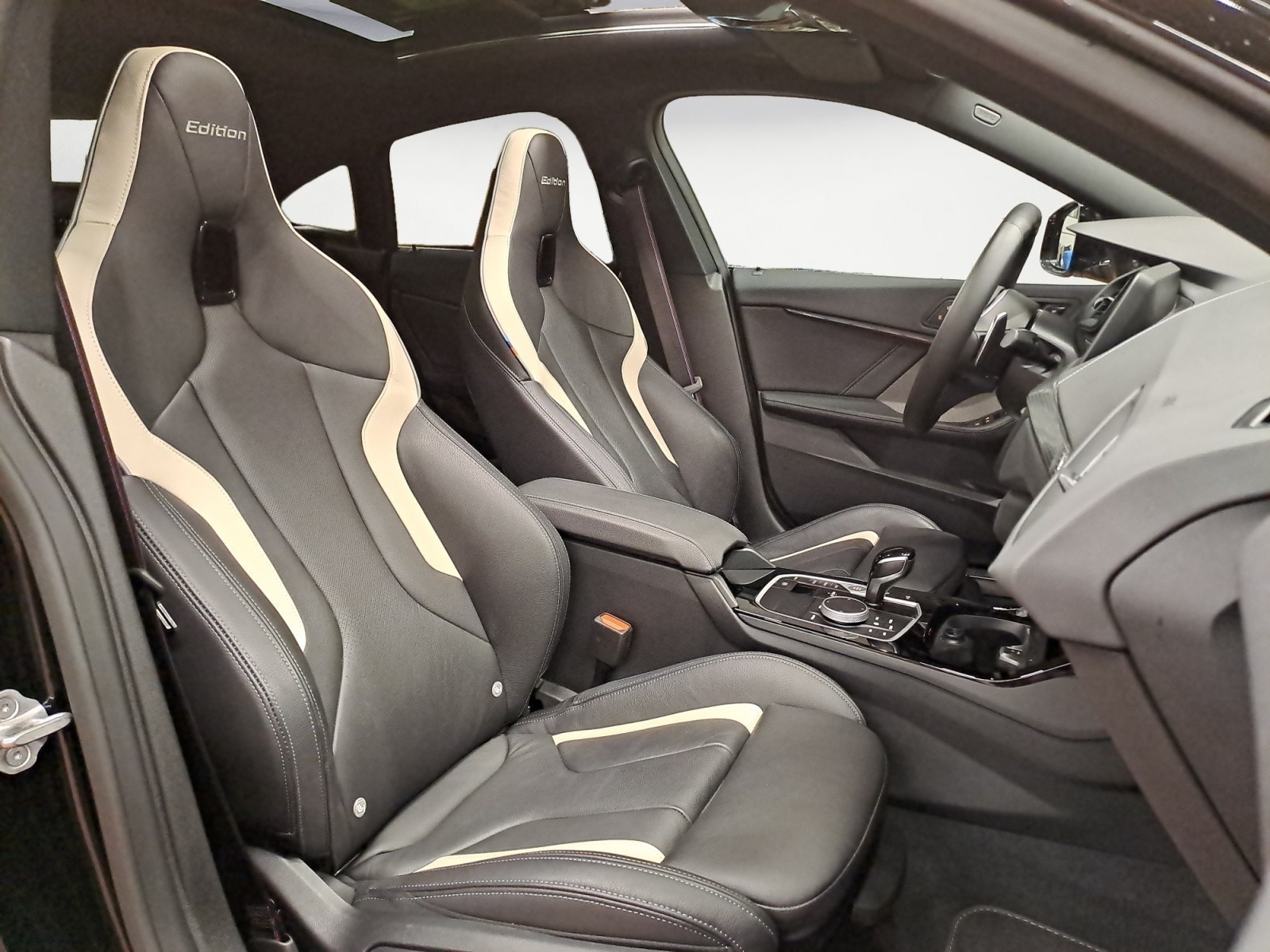 BMW - 220i Gran Coupe Edition Colorvision