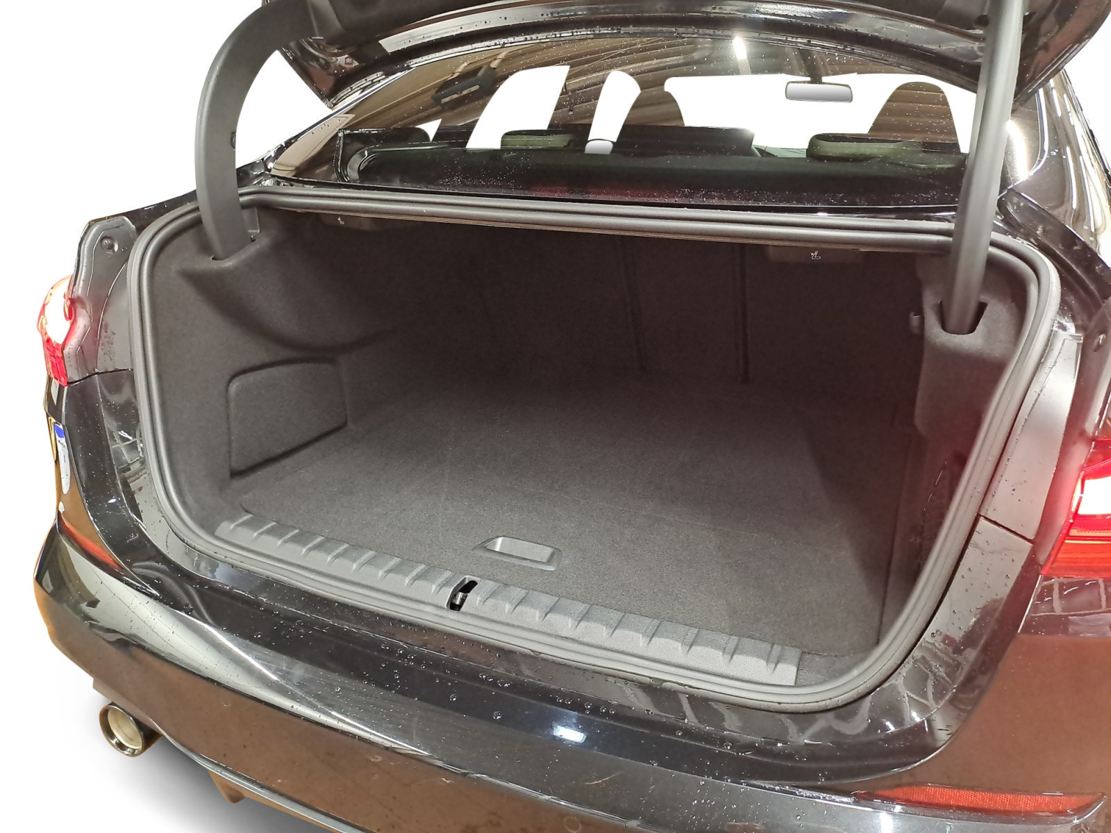 BMW - 220i Gran Coupe Edition Colorvision