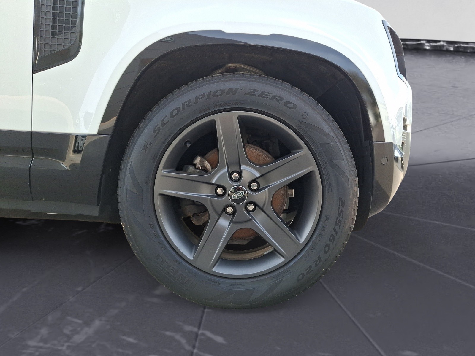 Land Rover - Defender 3.0 D200 X-Dynamic SE 110