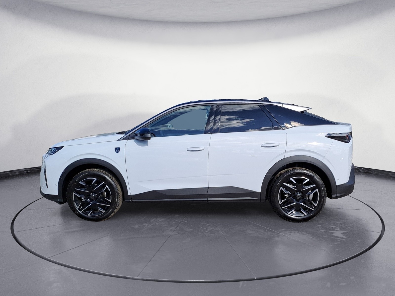 Peugeot - 3008 GT HYBRID 136 e-DSC6