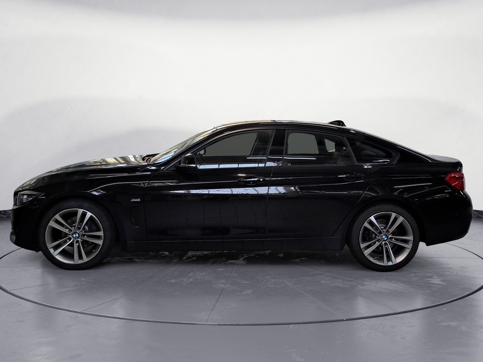 BMW - 420i Gran Coupe Sport Line