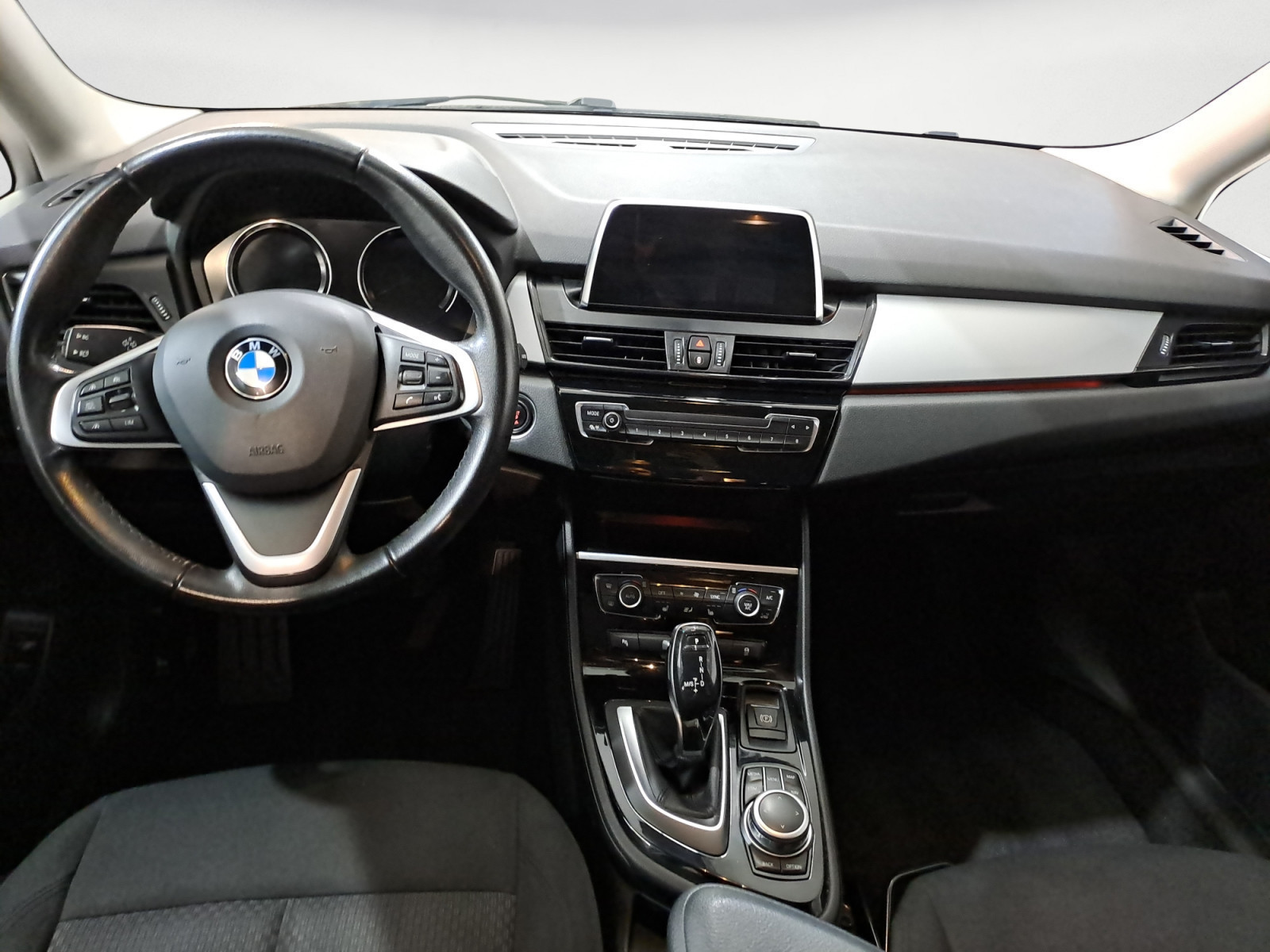 BMW - 218d Gran Tourer Advantage