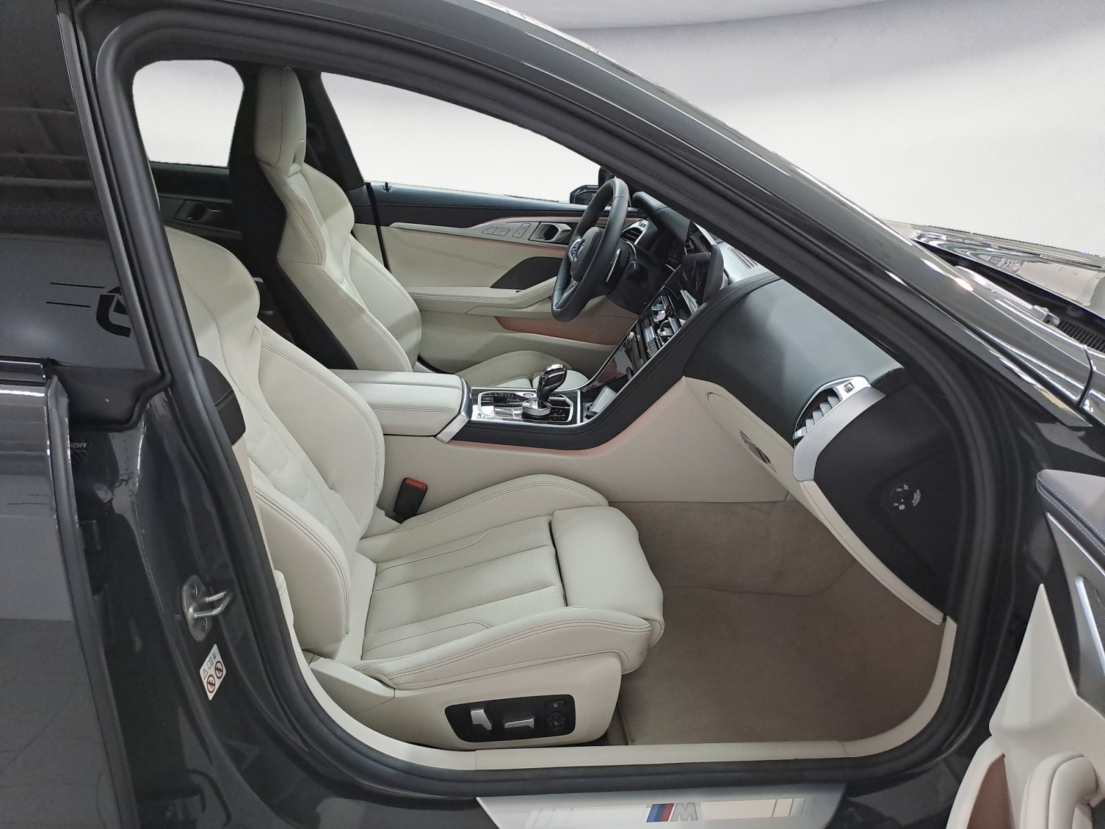 BMW - 840i Gran Coupe