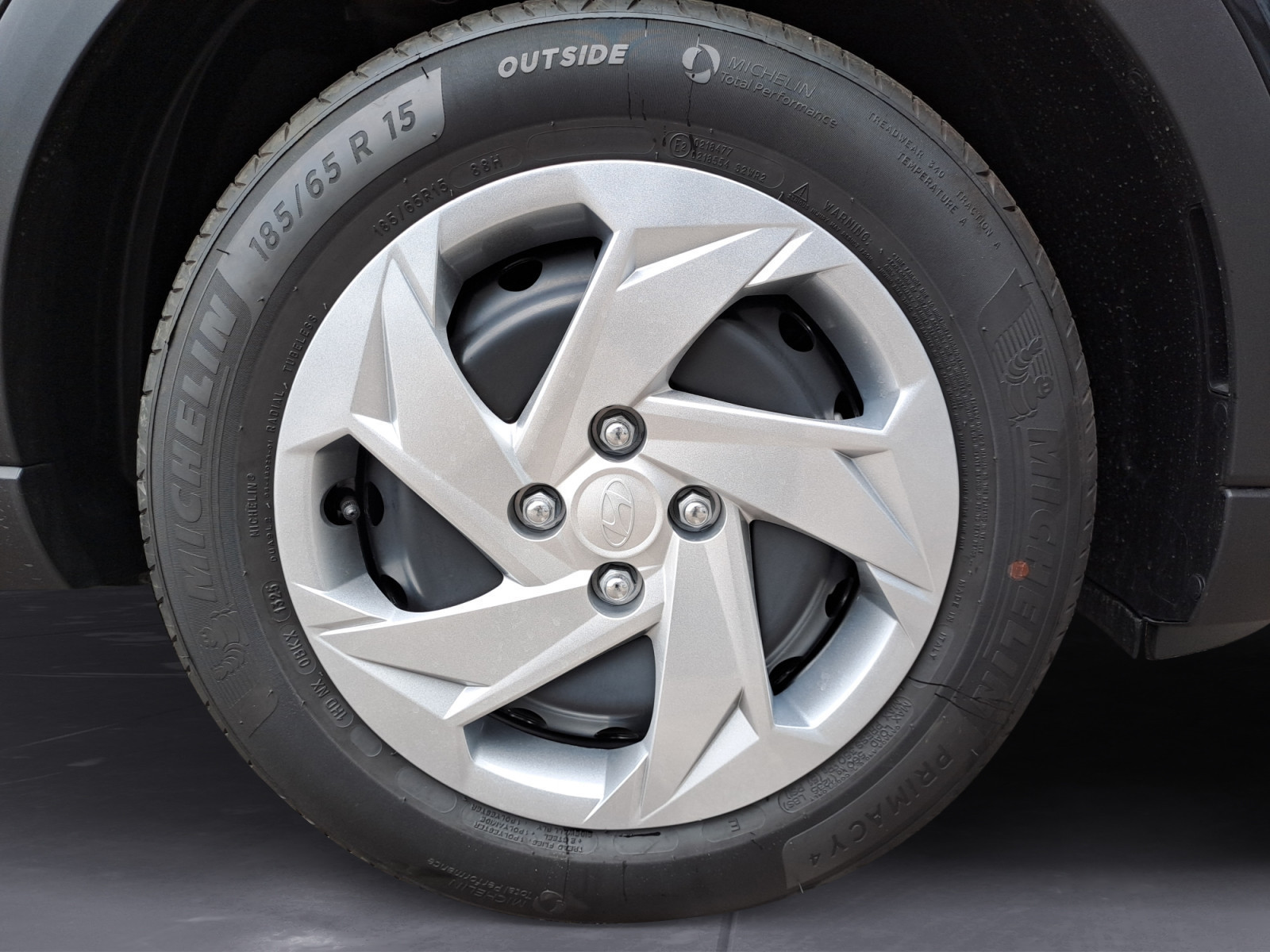 Hyundai - Bayon 1.0 T-GDI Select