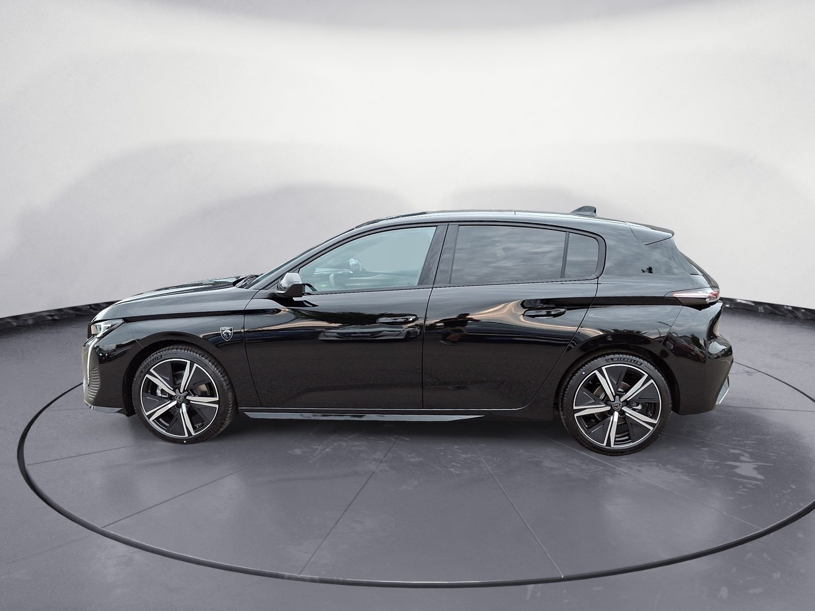 Peugeot - 308 BlueHDi 130 EAT8 GT