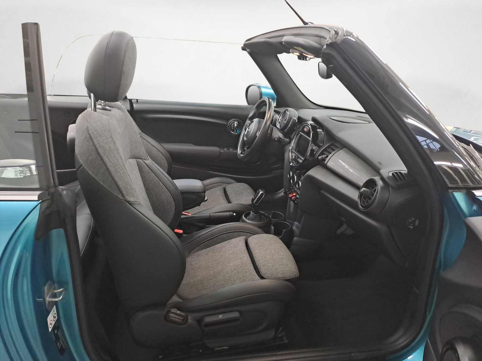 MINI - Cooper Cabrio