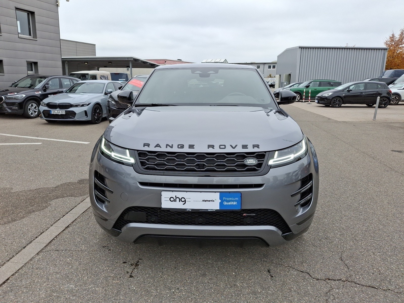 Land Rover - Range Rover Evoque P300e R-DYNAMIC S AWD Automatik