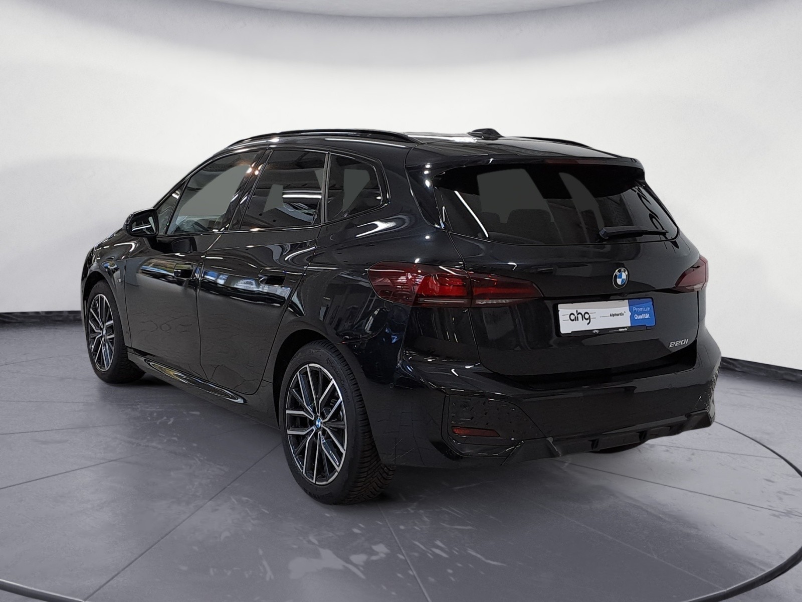 BMW - 220i Active Tourer Steptronic DCT