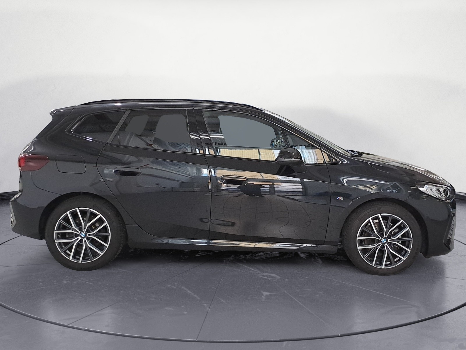 BMW - 220i Active Tourer Steptronic DCT
