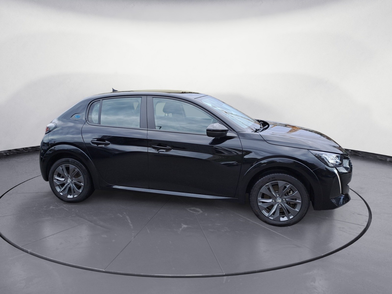 Peugeot - e-208 136 Active Pack