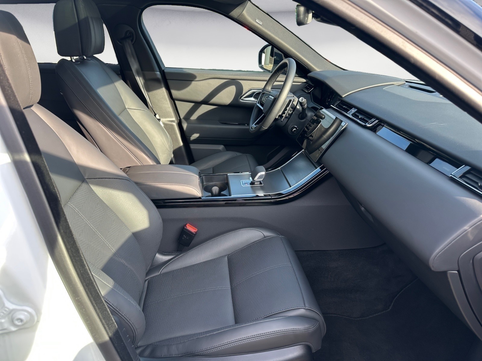 Land Rover - Range Rover Velar D300 Dynamic HSE