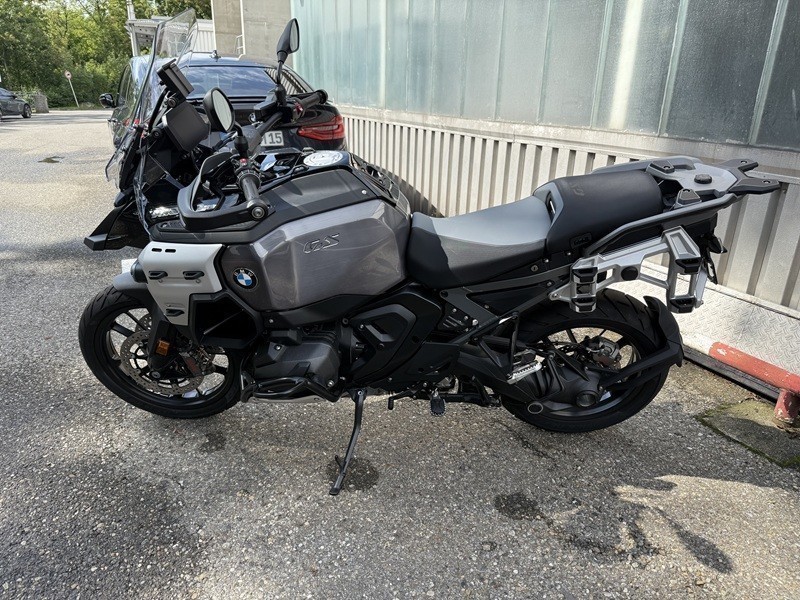 BMW Motorrad - R 1300 GS Adventure mit 4 Paketen sofort verfügb