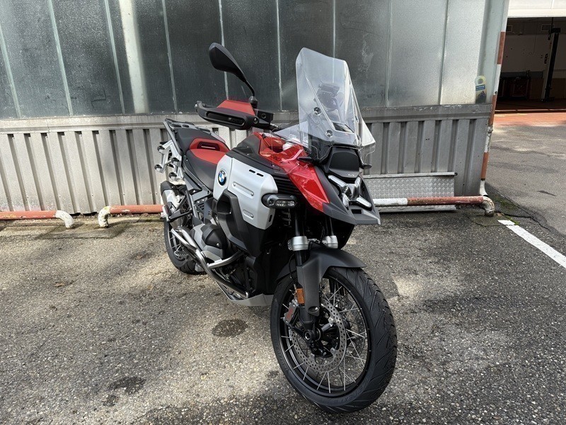 BMW Motorrad - R 1300 GS Adventure mit 4 Paketen sofort verfügb