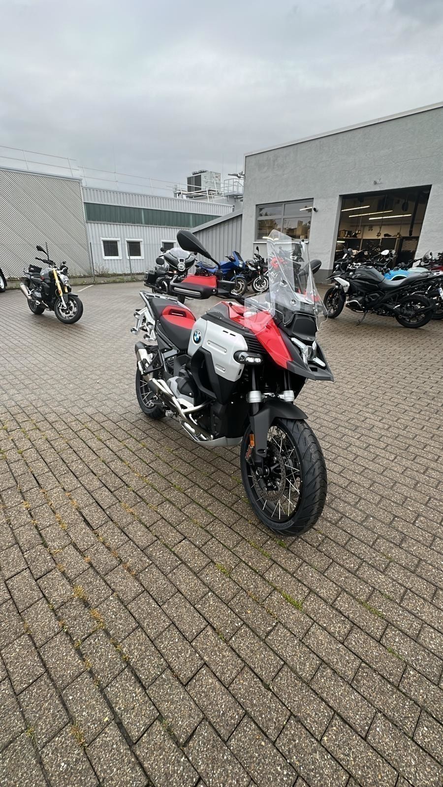 BMW Motorrad - R 1300 GS ADV ASA/ adapt. Fahrwerk Komfort