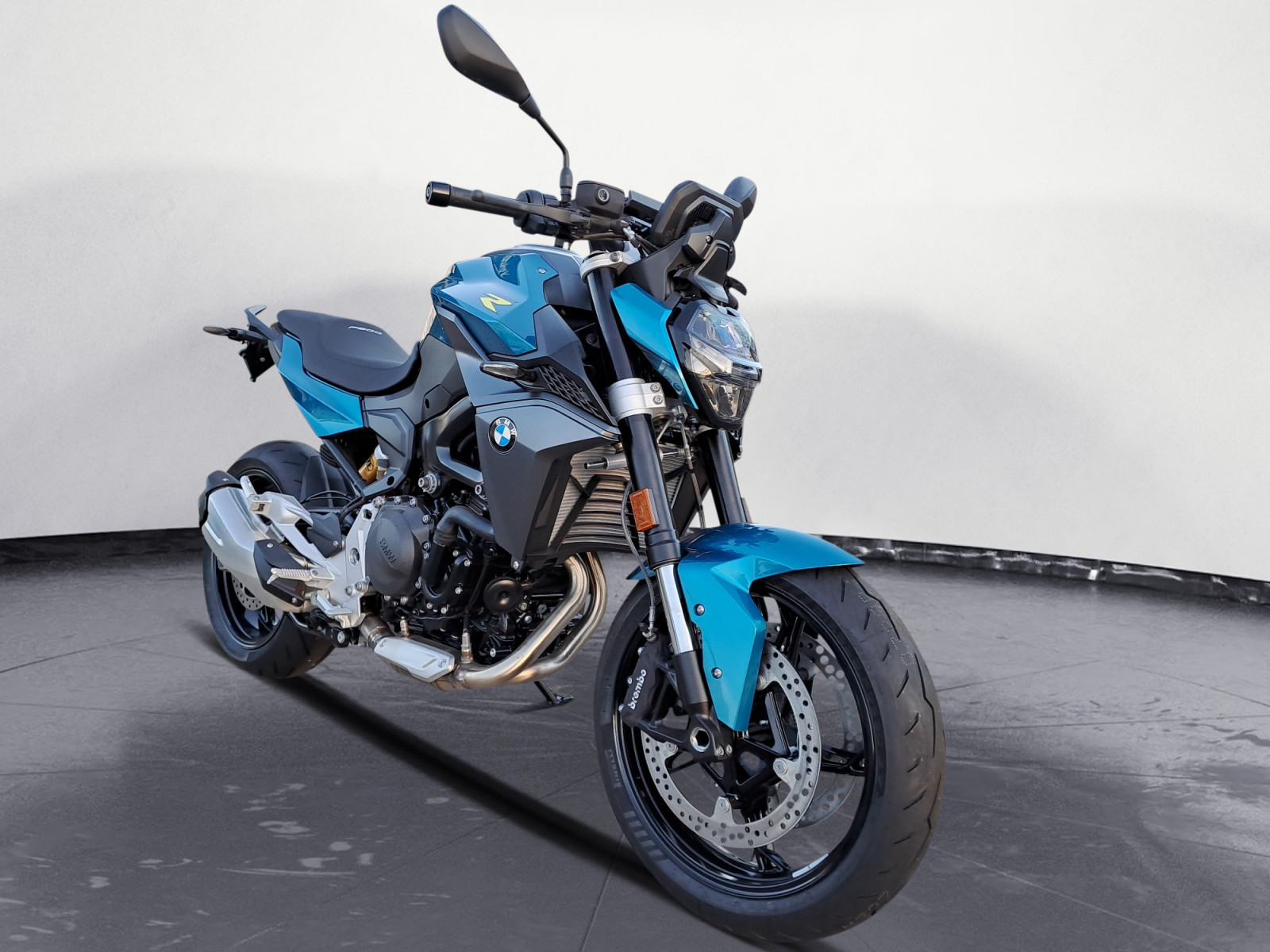 BMW Motorrad - F 900 R
