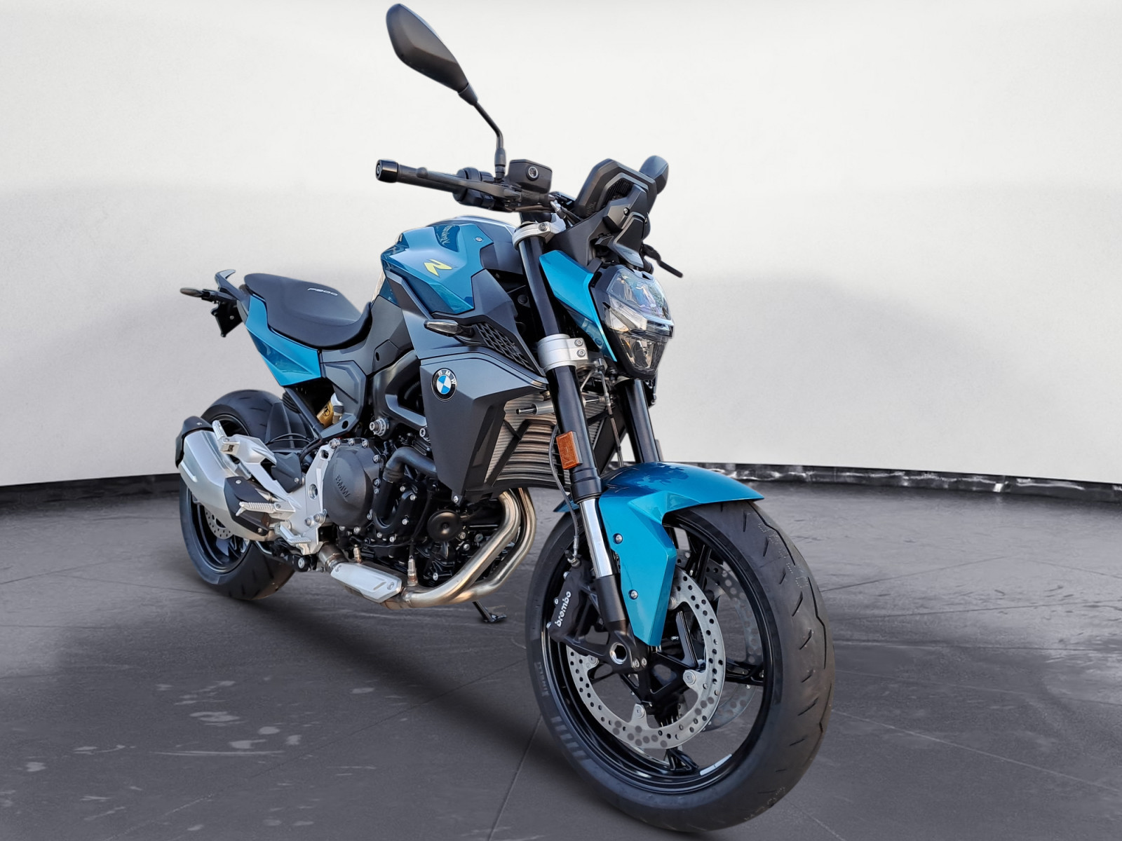 BMW Motorrad - F 900 R